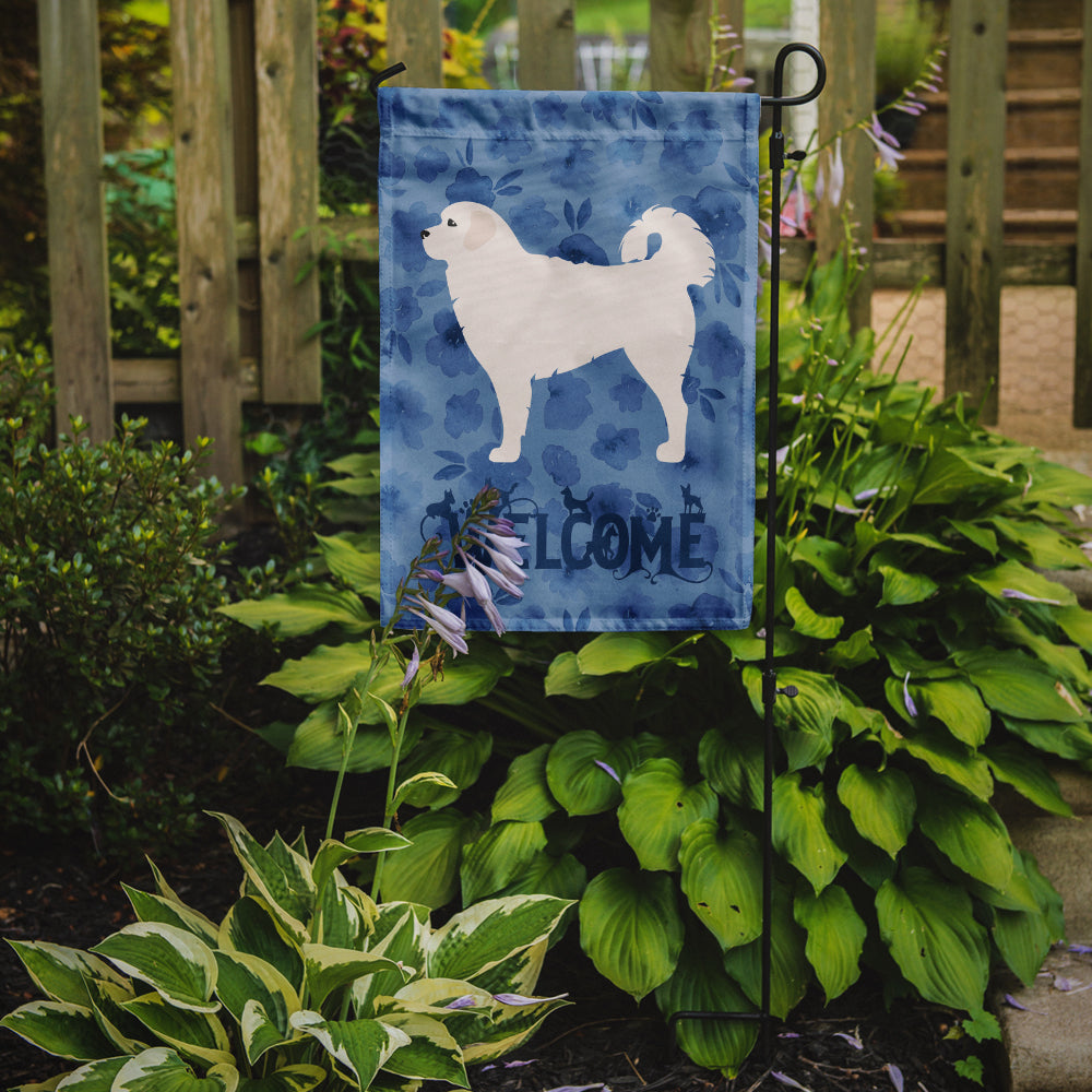 Polish Tatra Sheepdog Welcome Garden Flag Mailbox Decorative Yard Banner Outside Patio Artwork for Flower Beds, Garden Size, Multicolor