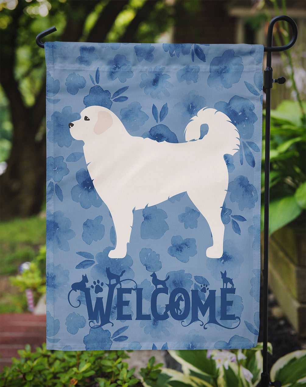 Polish Tatra Sheepdog Welcome Garden Flag Mailbox Decorative Yard Banner Outside Patio Artwork for Flower Beds, Garden Size, Multicolor