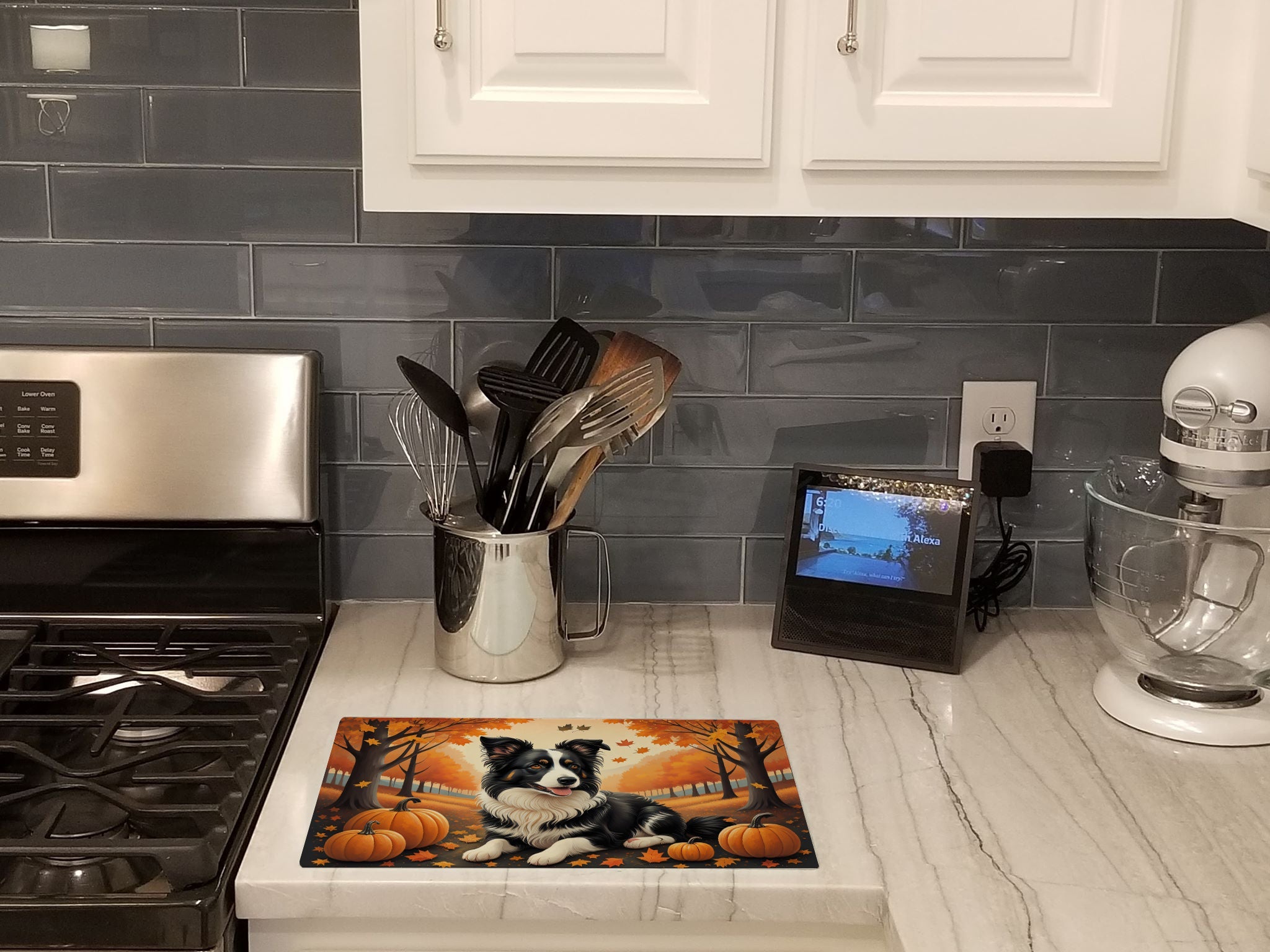 Border Collie Fall Cutting Board Tempered Glass Kitchen Cutting Surface, Heat Resistant Chopping, Non-Slip Feet, Food Prep & Serving