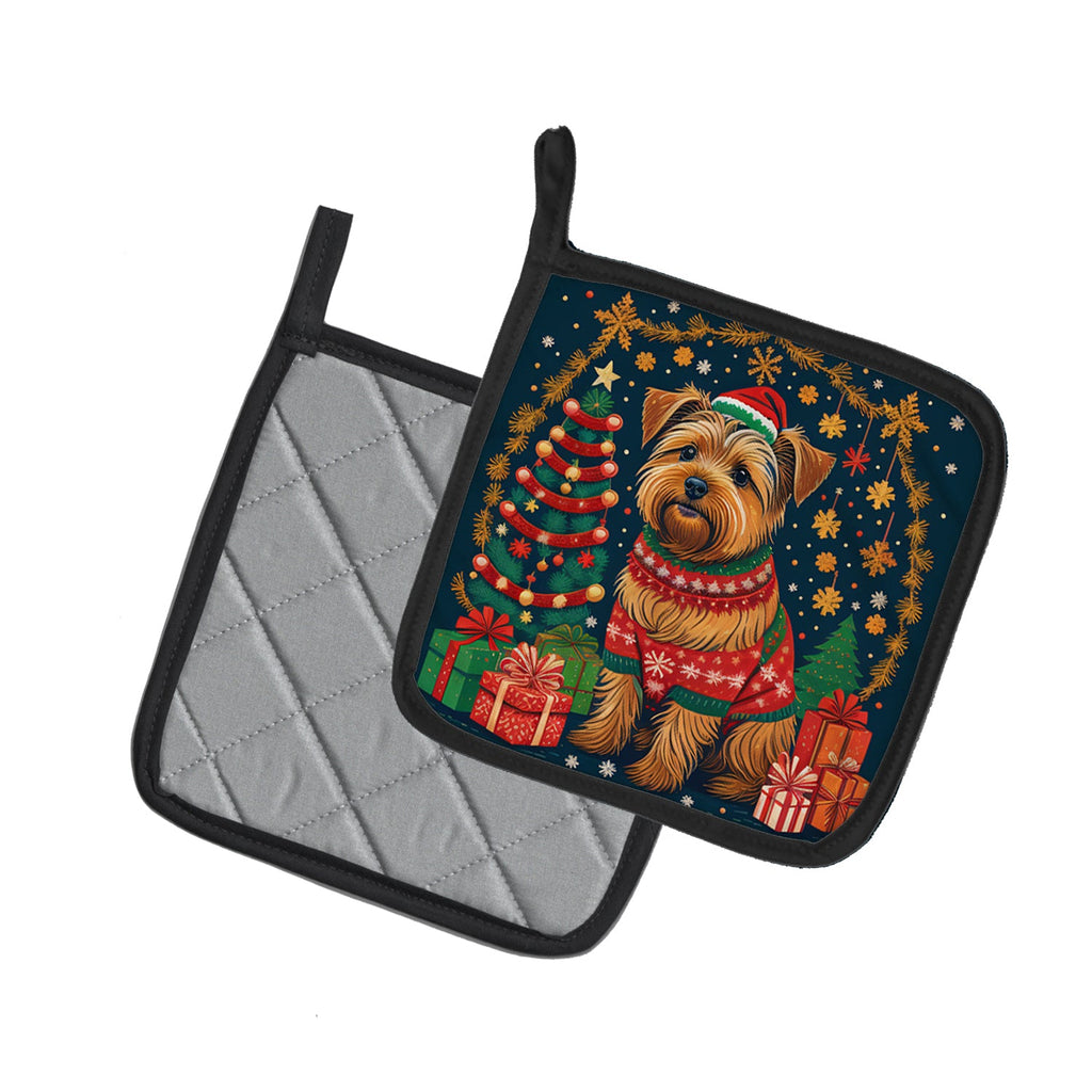 Norfolk Terrier Christmas Pot Holder Set of 2 Heat Resistant Quilted Hot Pads 7.5 x 7.5 Inch, Insulated Kitchen Trivets for Cooking & Baking