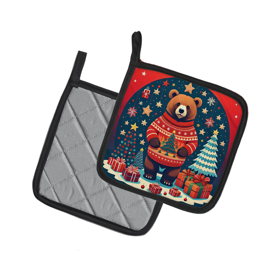 Bear Christmas Pot Holder Set of 2 Heat Resistant Quilted Hot Pads 7.5 x 7.5 Inch, Insulated Kitchen Trivets for Cooking & Baking