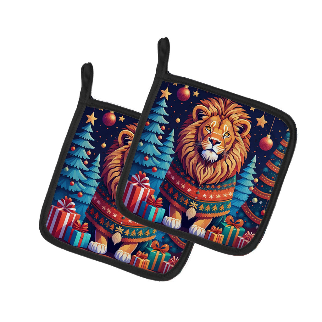 Lion Christmas Pot Holder Set of 2 Heat Resistant Quilted Hot Pads 7.5 x 7.5 Inch, Insulated Kitchen Trivets for Cooking & Baking