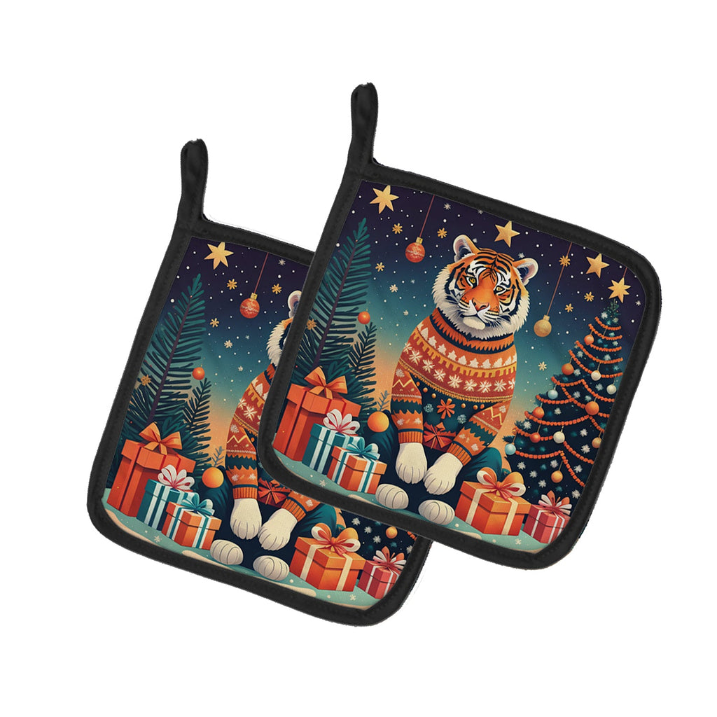 Tiger Christmas Pot Holder Set of 2 Heat Resistant Quilted Hot Pads 7.5 x 7.5 Inch, Insulated Kitchen Trivets for Cooking & Baking