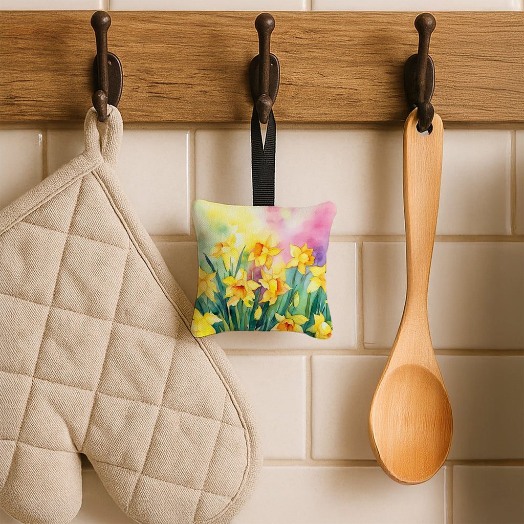 Daffodils in Watercolor Hanging Square Fabric Ornament 3.5 × 3.5 Decorative Door-Knob & Tree Hanger, Soft Fabric