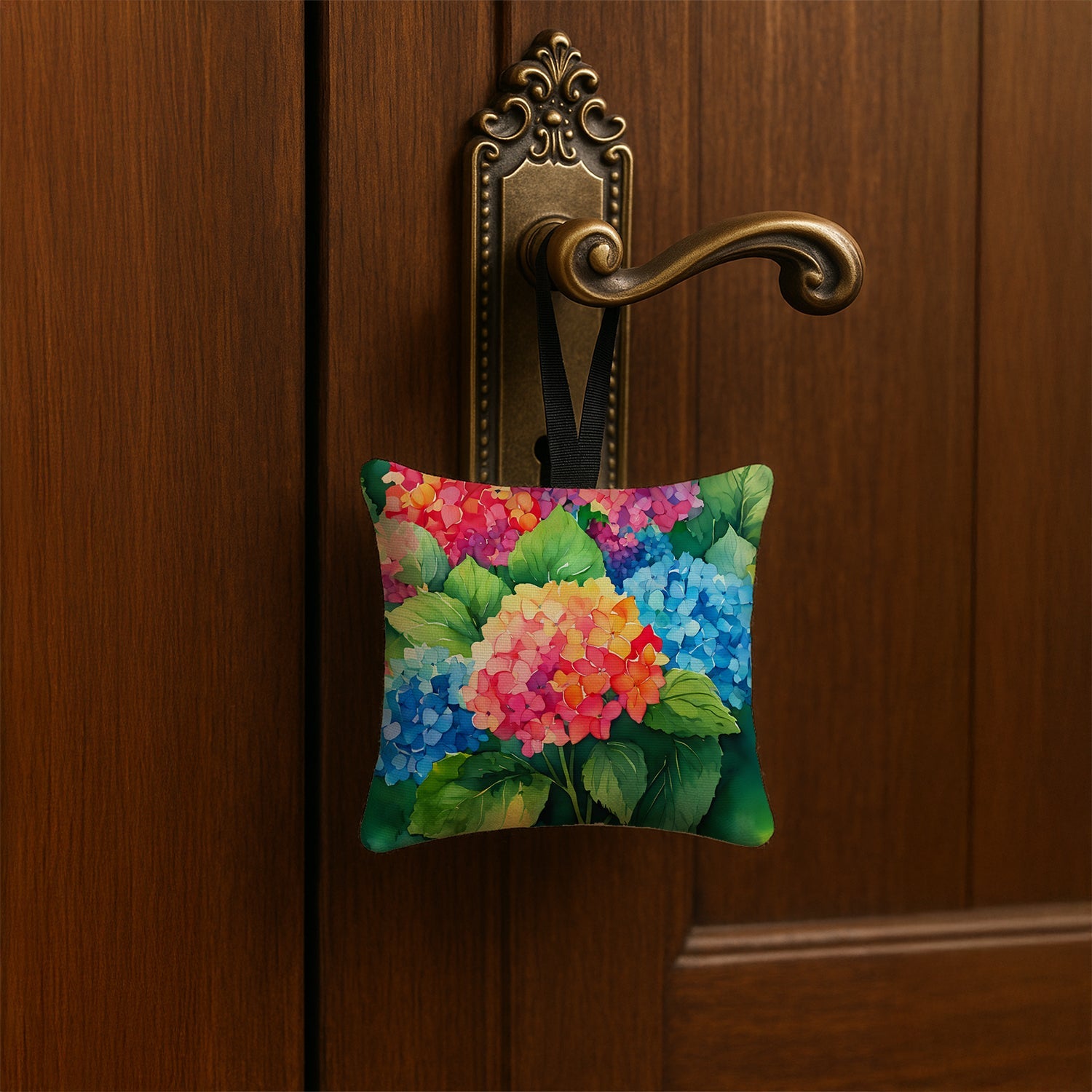 Hydrangeas in Watercolor Hanging Square Fabric Ornament 3.5 × 3.5 Decorative Door-Knob & Tree Hanger, Soft Fabric