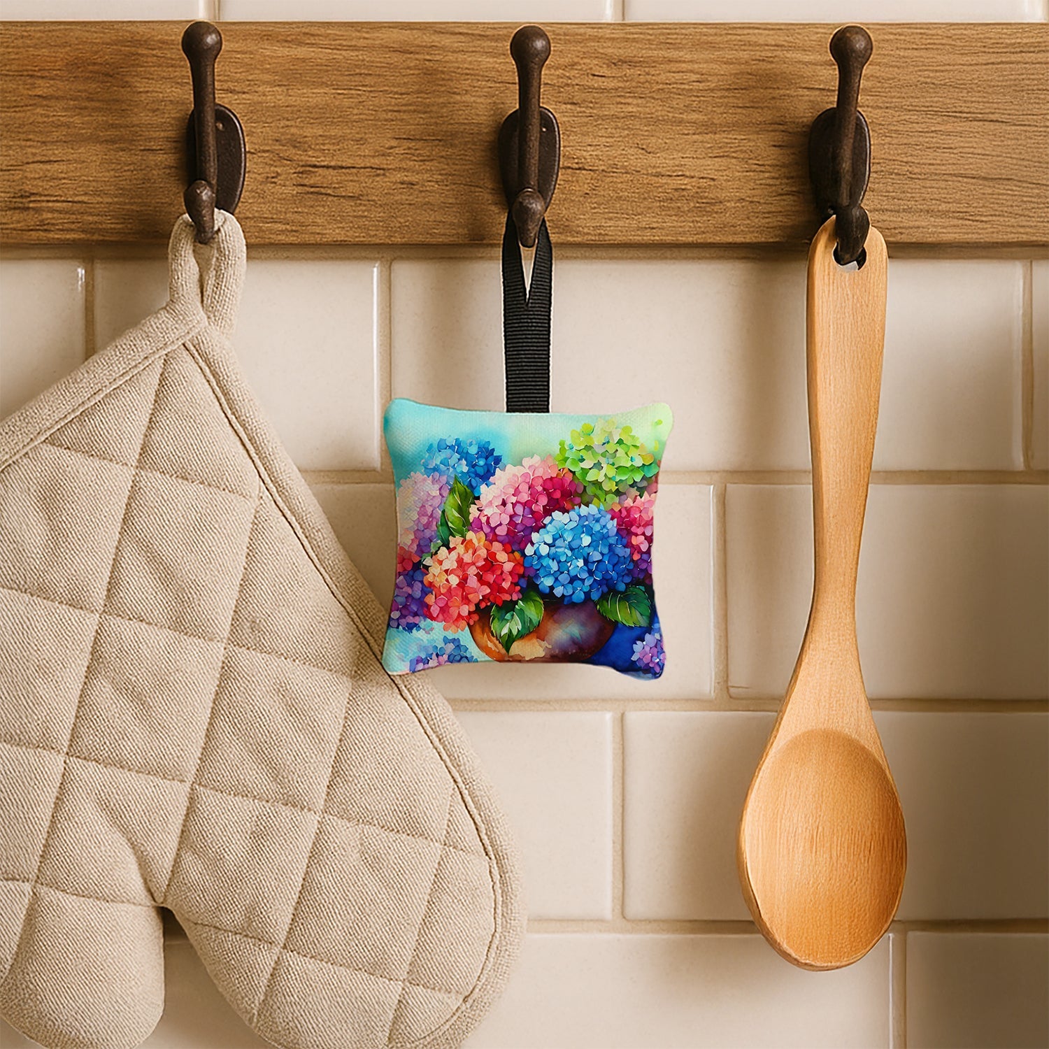 Hydrangeas in Watercolor Hanging Square Fabric Ornament 3.5 × 3.5 Decorative Door-Knob & Tree Hanger, Soft Fabric