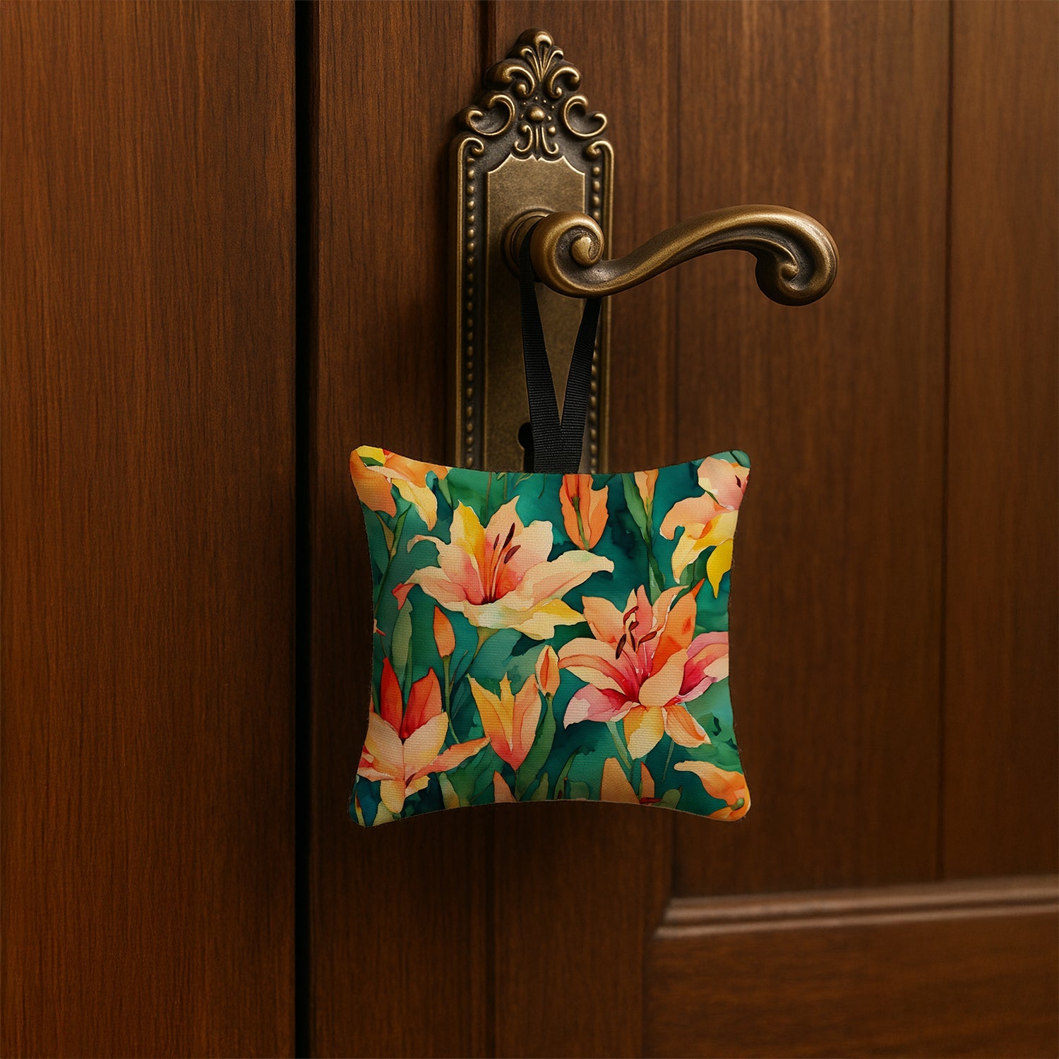 Lilies in Watercolor Hanging Square Fabric Ornament 3.5 × 3.5 Decorative Door-Knob & Tree Hanger, Soft Fabric