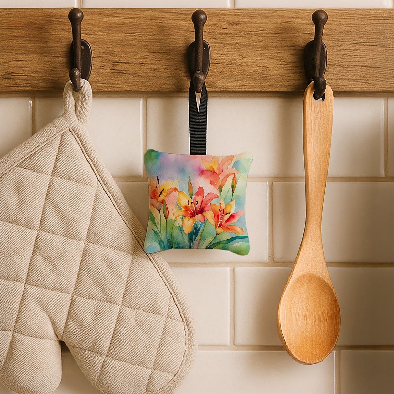 Lilies in Watercolor Hanging Square Fabric Ornament 3.5 × 3.5 Decorative Door-Knob & Tree Hanger, Soft Fabric