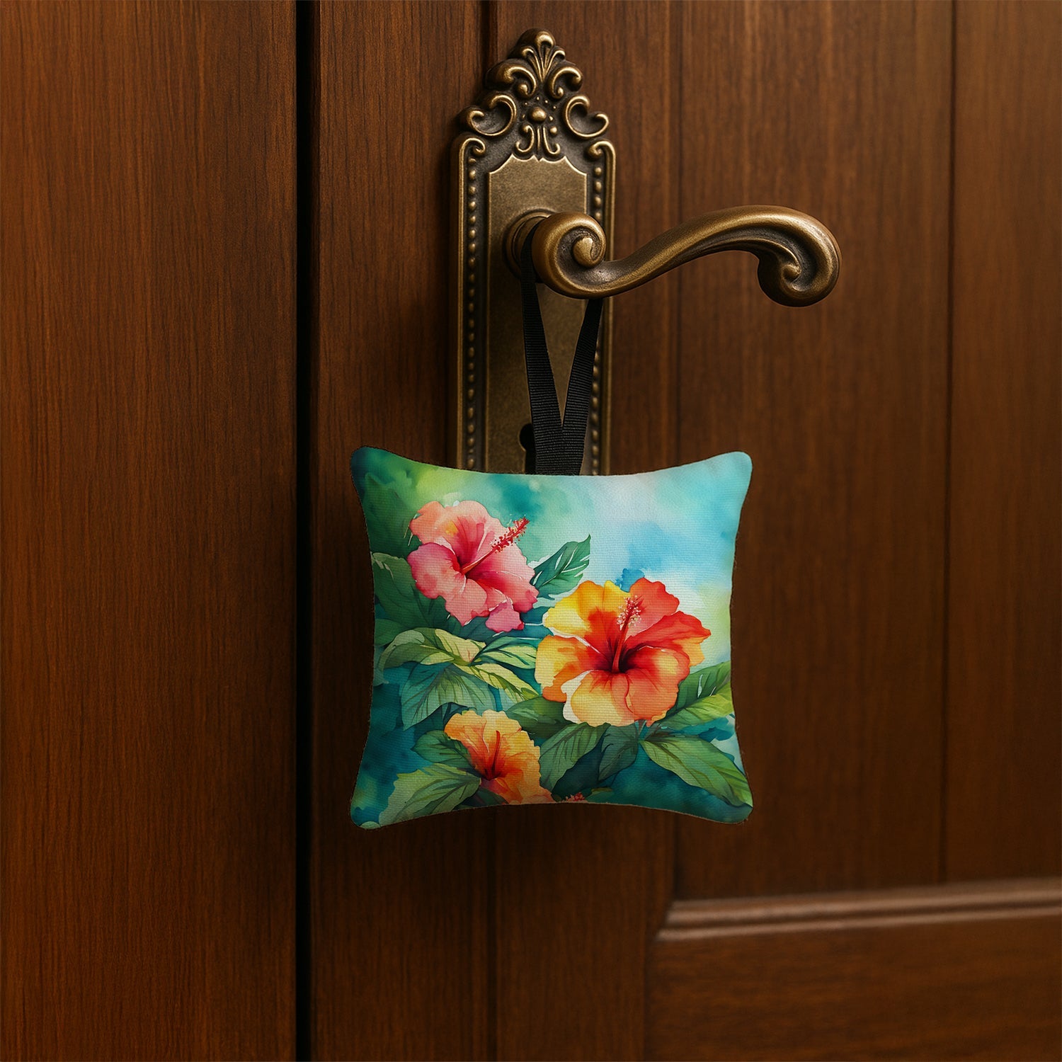 Hawaii Hawaiian Hibiscus in Watercolor Hanging Square Fabric Ornament 3.5 × 3.5 Decorative Door-Knob & Tree Hanger, Soft Fabric