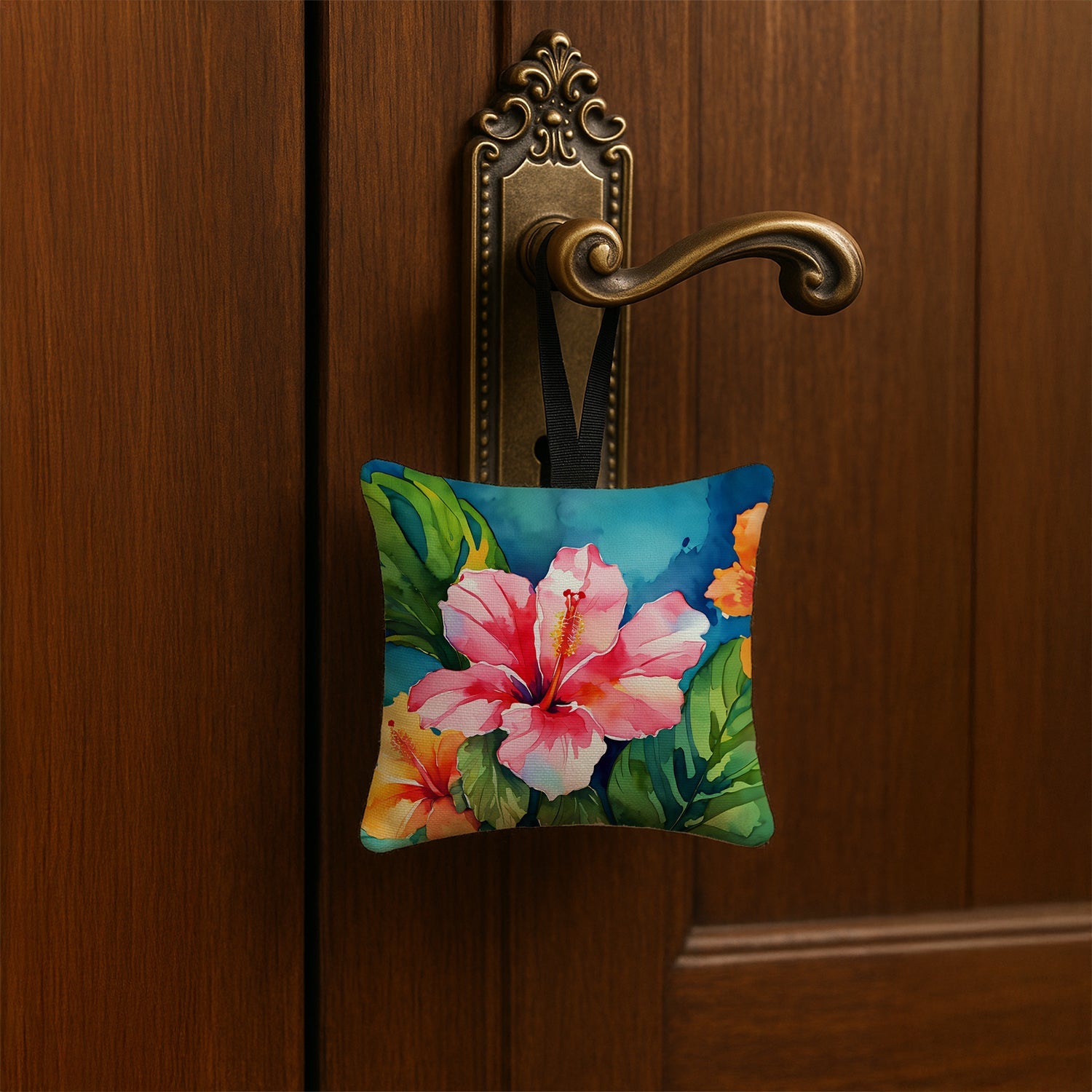 Hawaii Hawaiian Hibiscus in Watercolor Hanging Square Fabric Ornament 3.5 × 3.5 Decorative Door-Knob & Tree Hanger, Soft Fabric