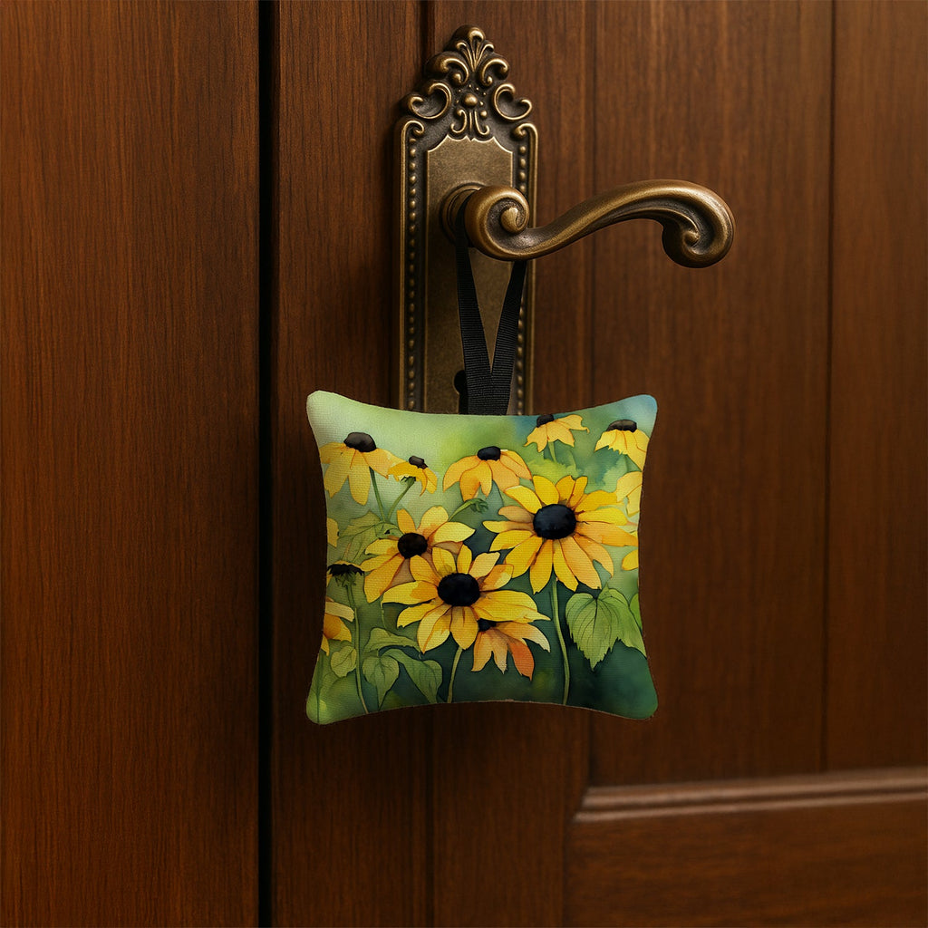 Maryland Black-Eyed Susans in Watercolor Hanging Square Fabric Ornament 3.5 × 3.5 Decorative Door-Knob & Tree Hanger, Soft Fabric
