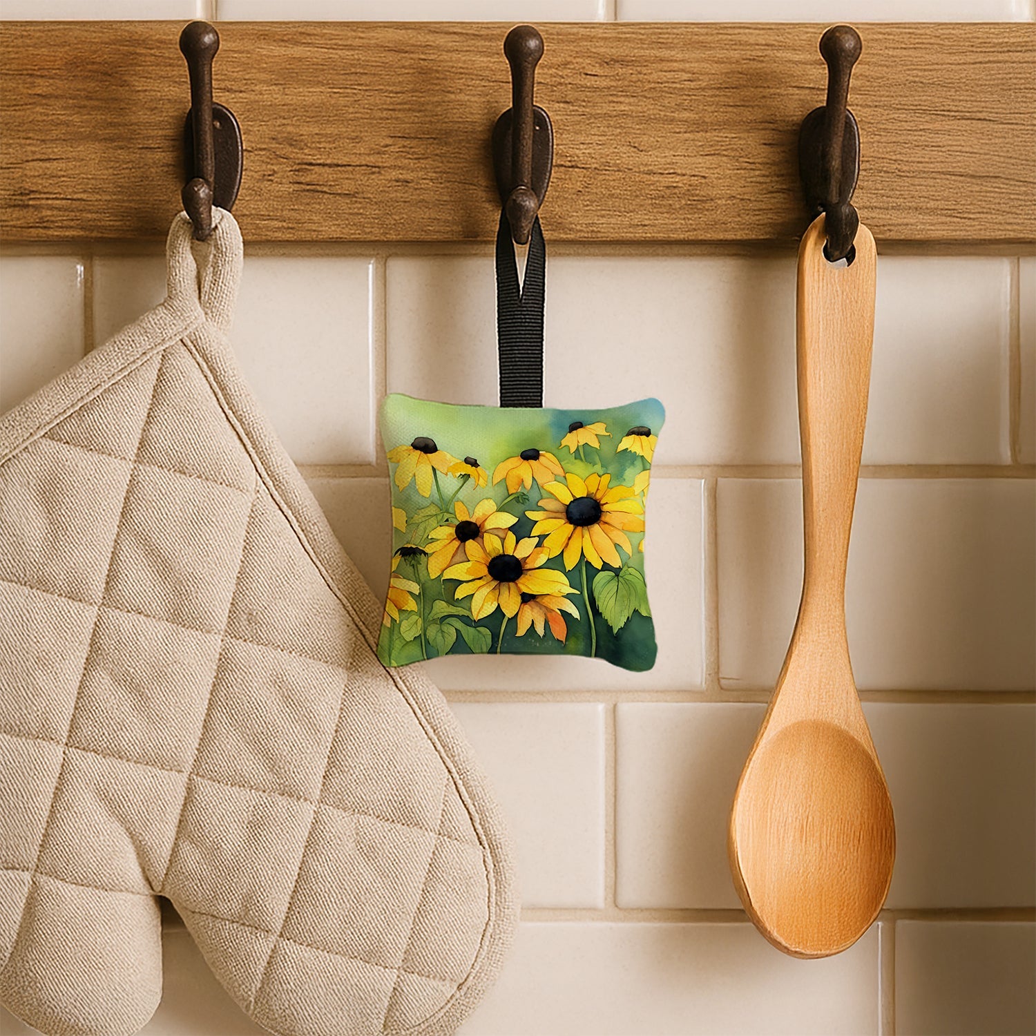 Maryland Black-Eyed Susans in Watercolor Hanging Square Fabric Ornament 3.5 × 3.5 Decorative Door-Knob & Tree Hanger, Soft Fabric