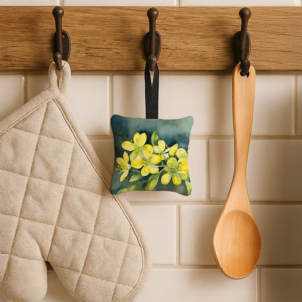 South Carolina Yellow Jessamine in Watercolor Hanging Square Fabric Ornament 3.5 × 3.5 Decorative Door-Knob & Tree Hanger, Soft Fabric