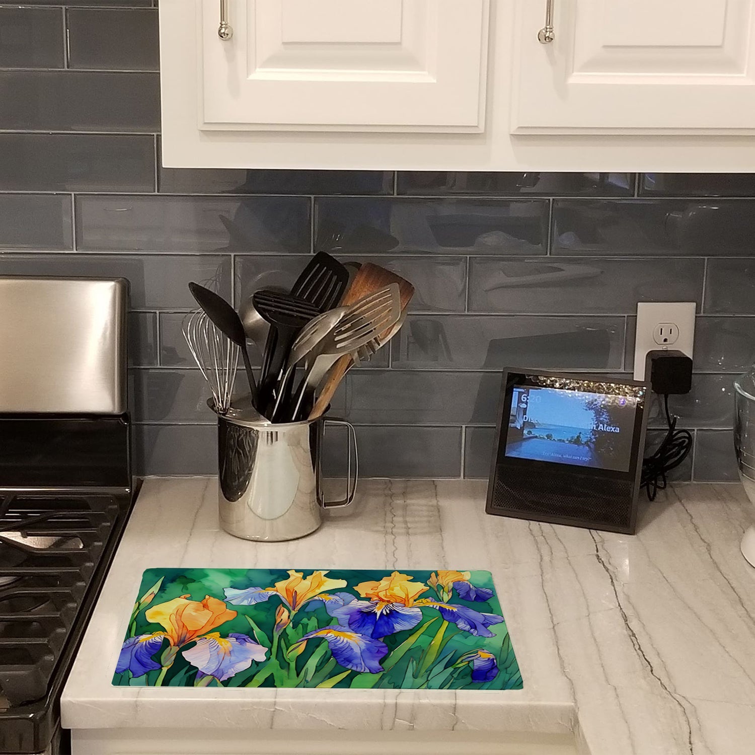 Tennessee Iris in Watercolor Cutting Board Tempered Glass Kitchen Cutting Surface, Heat Resistant Chopping, Non-Slip Feet, Food Prep & Serving