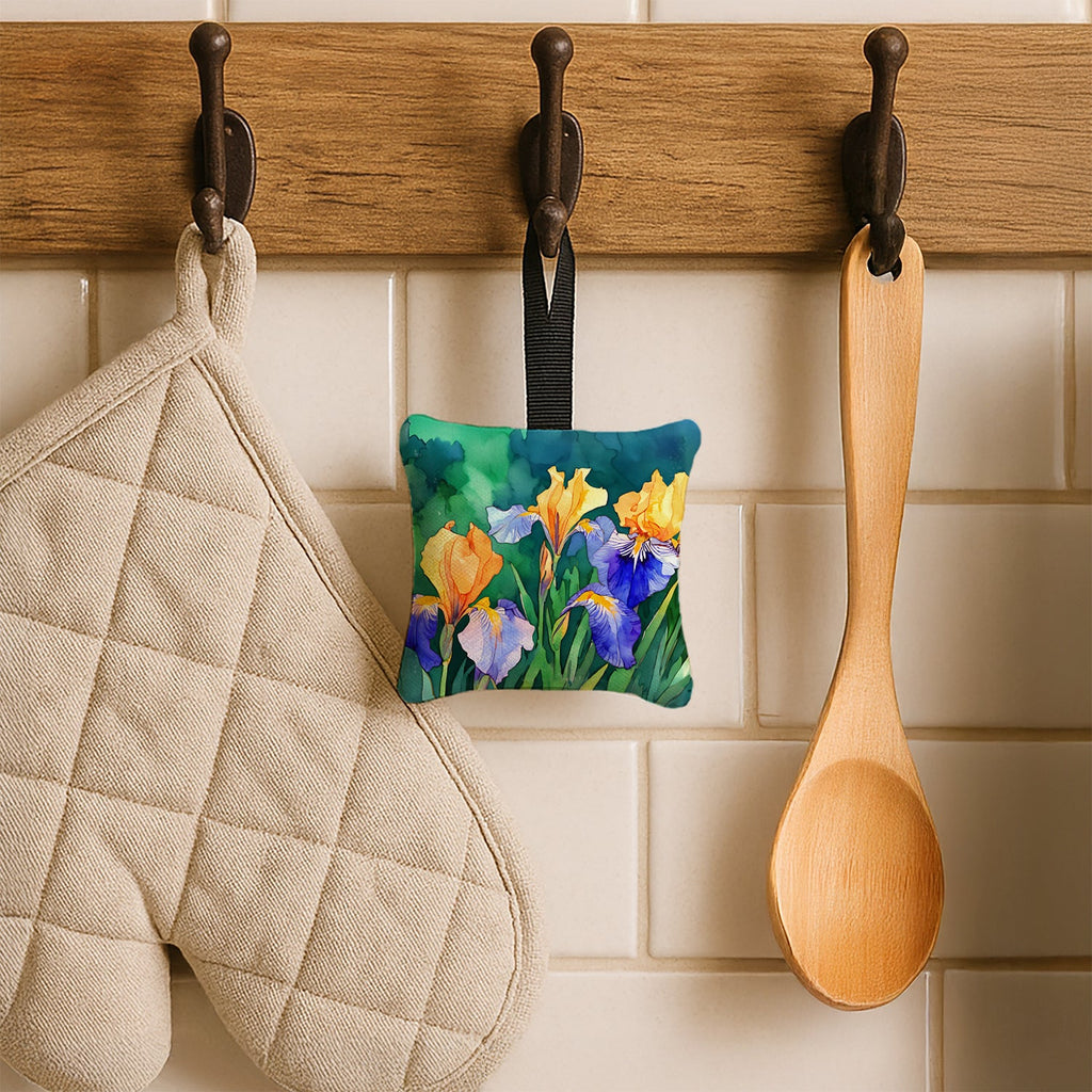 Tennessee Iris in Watercolor Hanging Square Fabric Ornament 3.5 × 3.5 Decorative Door-Knob & Tree Hanger, Soft Fabric