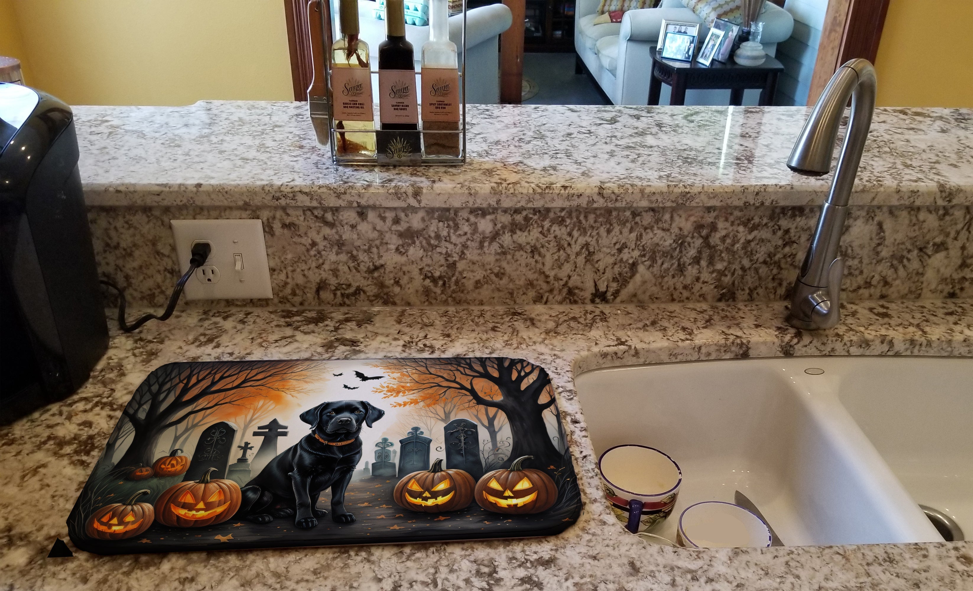 Black Labrador Retriever Spooky Halloween Dish Drying Mat Absorbent Dish Drying Mat Pad for Kitchen Counter Dish Drainer Mat for Countertop, 14 x 21", Multicolor