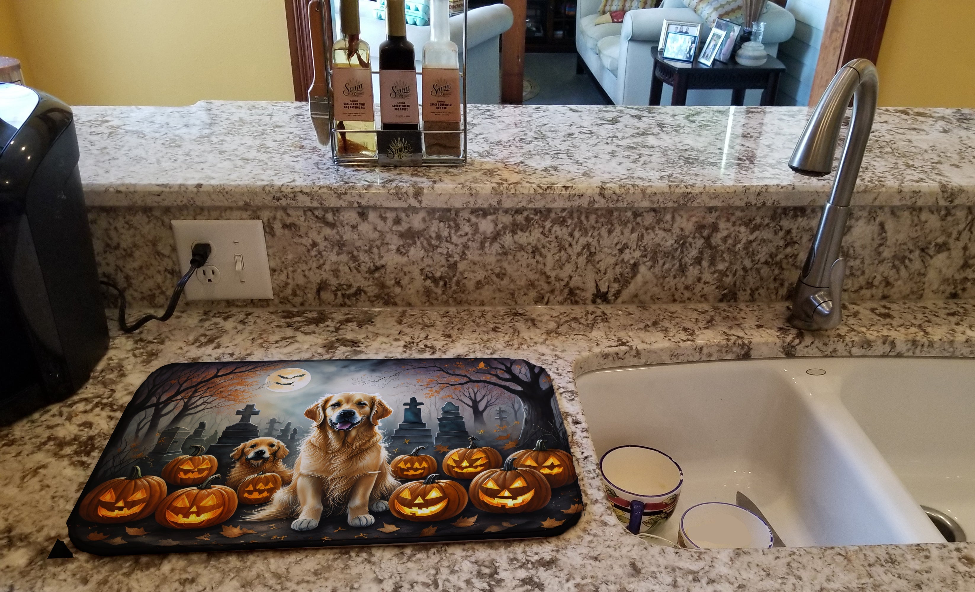 Golden Retriever Spooky Halloween Dish Drying Mat Absorbent Dish Drying Mat Pad for Kitchen Counter Dish Drainer Mat for Countertop, 14 x 21", Multicolor