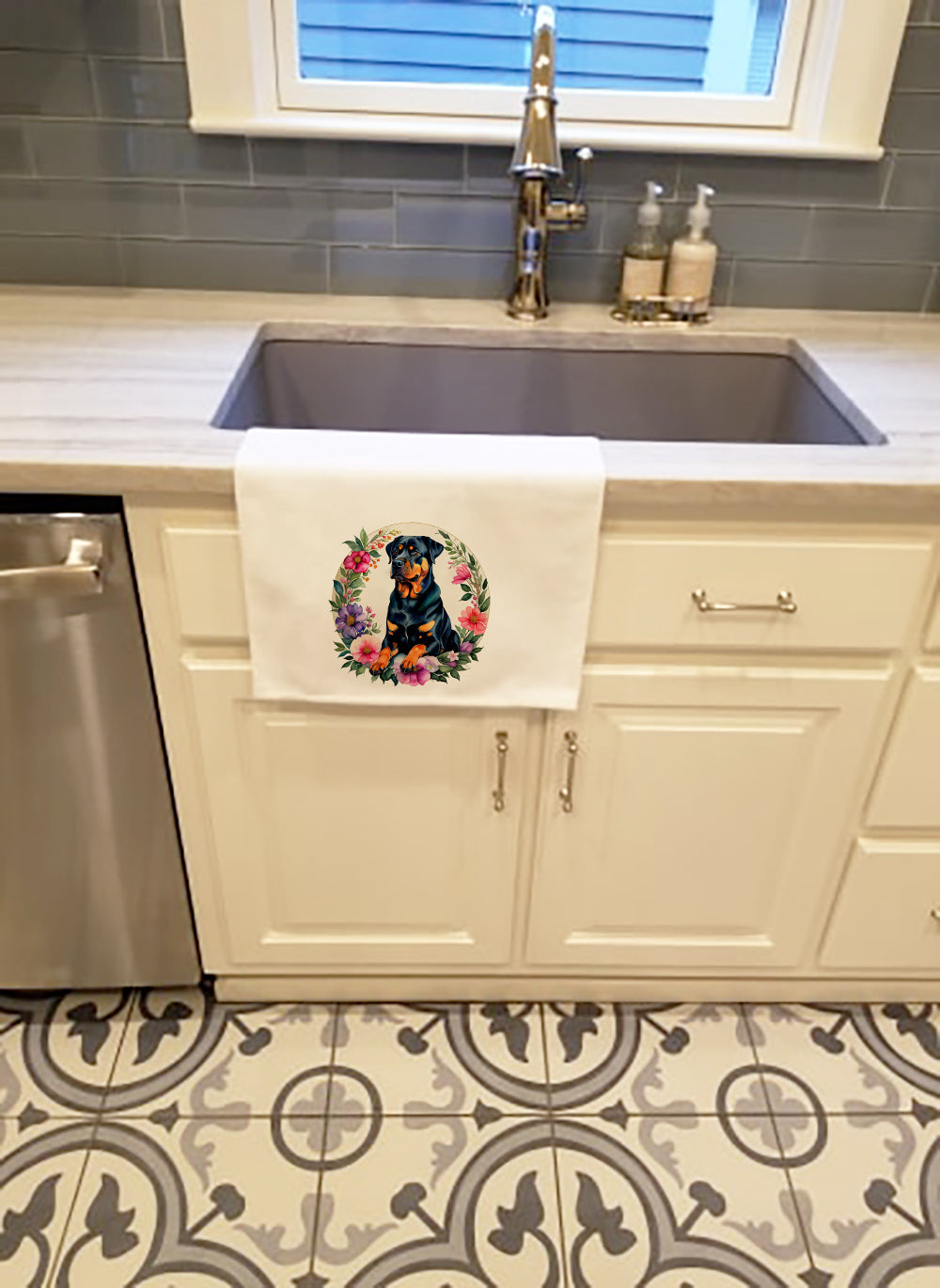 Rottweiler and Flowers Kitchen Towel Set of 2 White Dish Towels Decorative Bathroom Hand towel for Hand, Face, Hair, Yoga, Tea, Dishcloth, 19 X 28", White