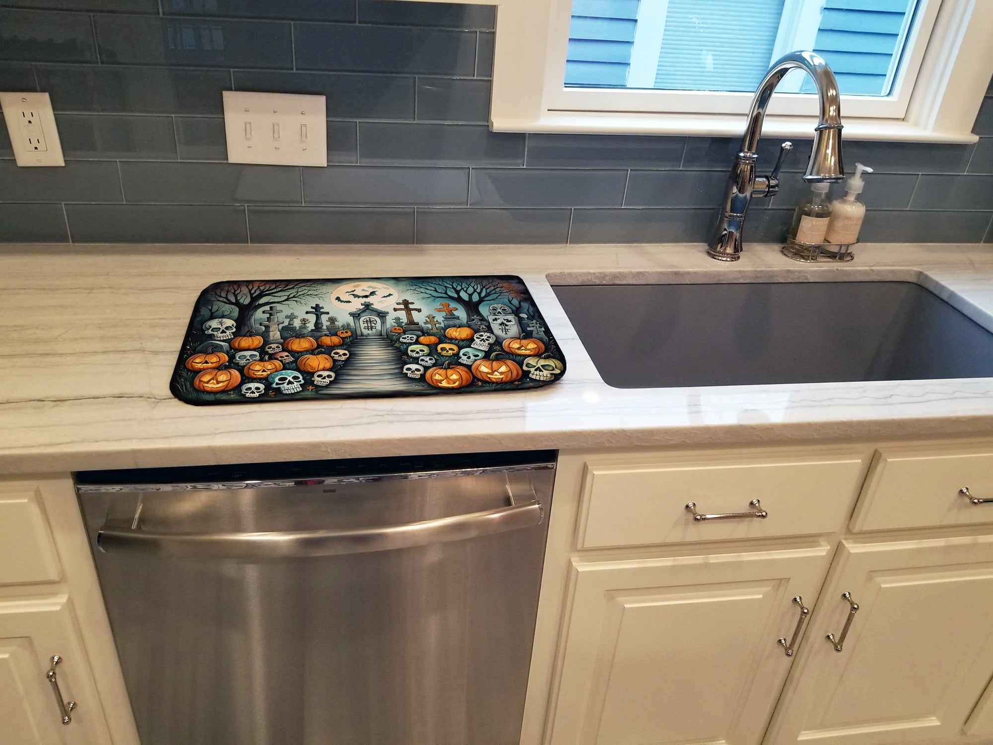Calaveras Sugar Skulls Spooky Halloween Dish Drying Mat Absorbent Dish Drying Mat Pad for Kitchen Counter Dish Drainer Mat for Countertop, 14 x 21", Multicolor