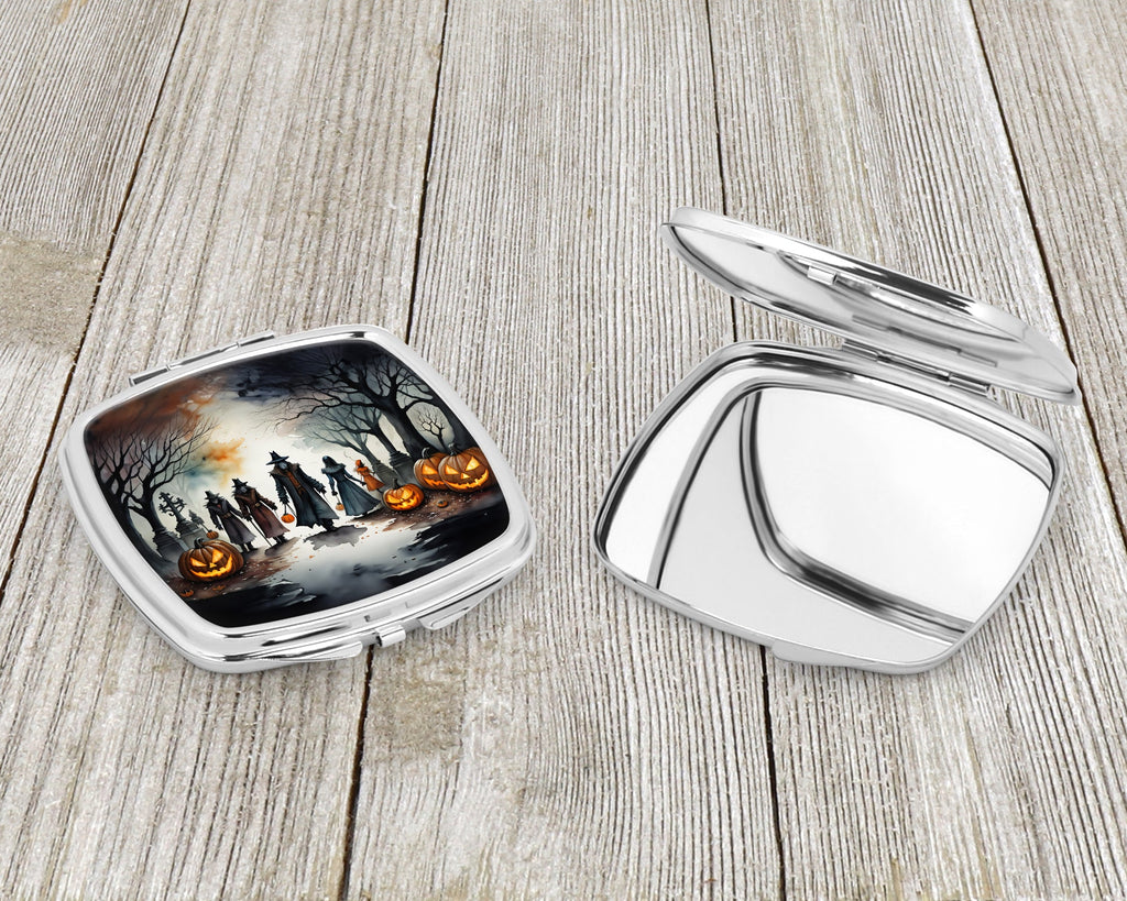 Vampires Spooky Halloween Compact Mirror Decorative Travel Makeup Mirror for Women Girls Gifts Pocket Makeup Mirror Folding Handheld