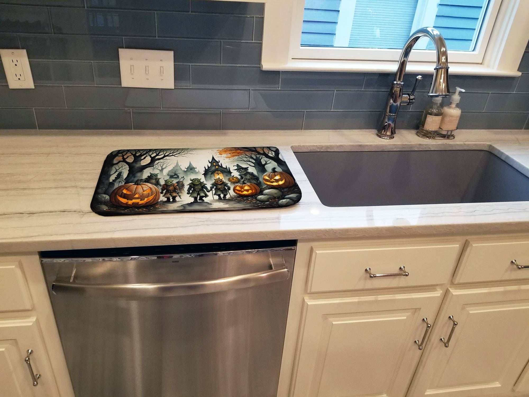 Orcs Spooky Halloween Dish Drying Mat Absorbent Dish Drying Mat Pad for Kitchen Counter Dish Drainer Mat for Countertop, 14 x 21", Multicolor