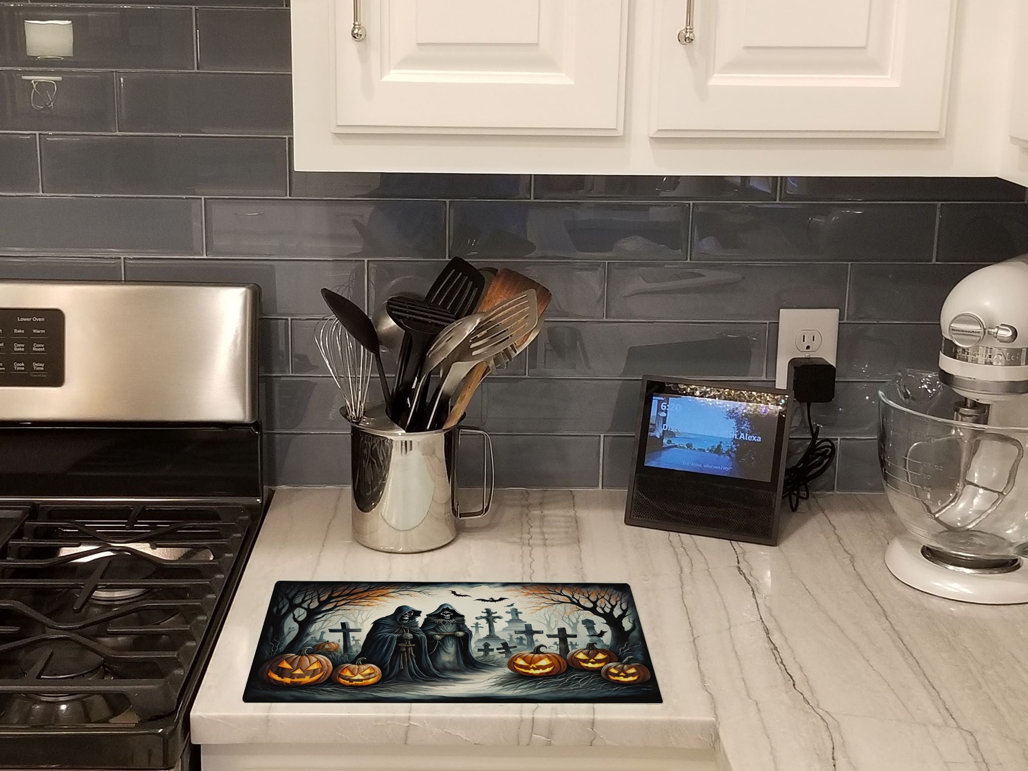 The Grim Reaper Spooky Halloween Cutting Board Tempered Glass Kitchen Cutting Surface, Heat Resistant Chopping, Non-Slip Feet, Food Prep & Serving