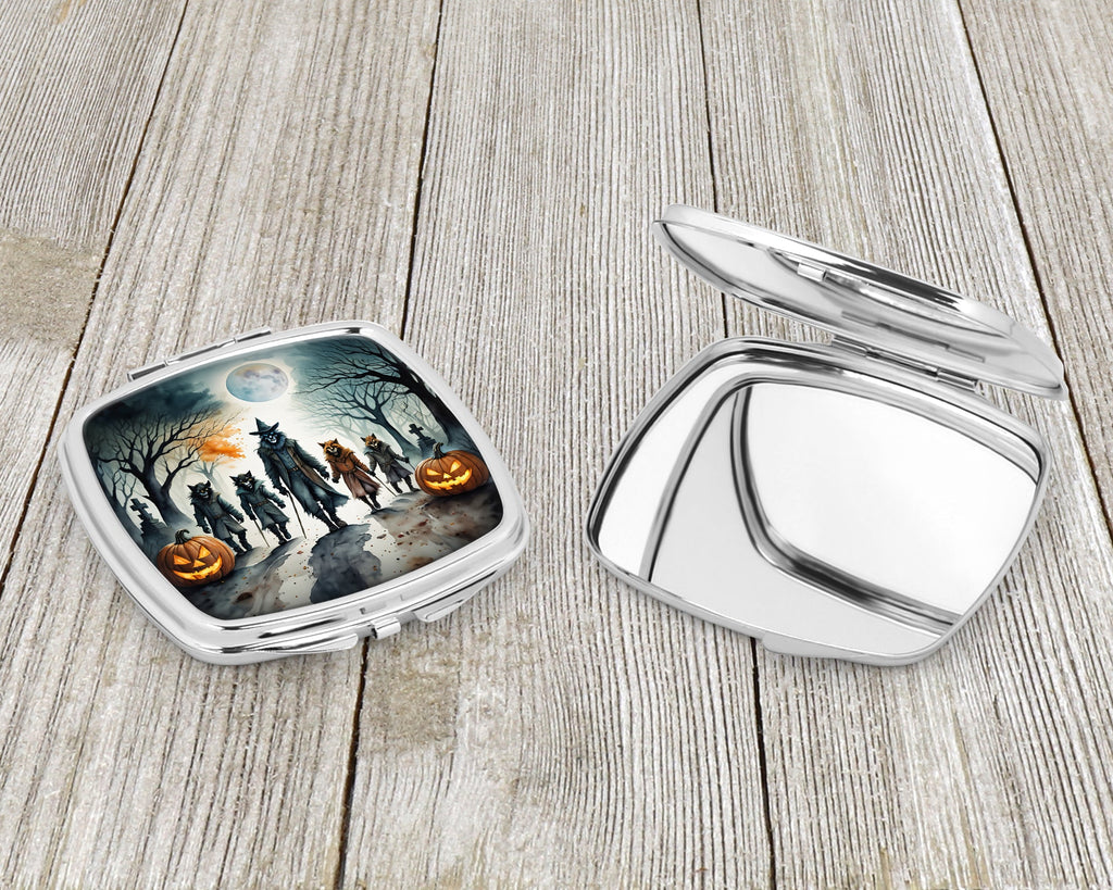 Werewolves Spooky Halloween Compact Mirror Decorative Travel Makeup Mirror for Women Girls Gifts Pocket Makeup Mirror Folding Handheld