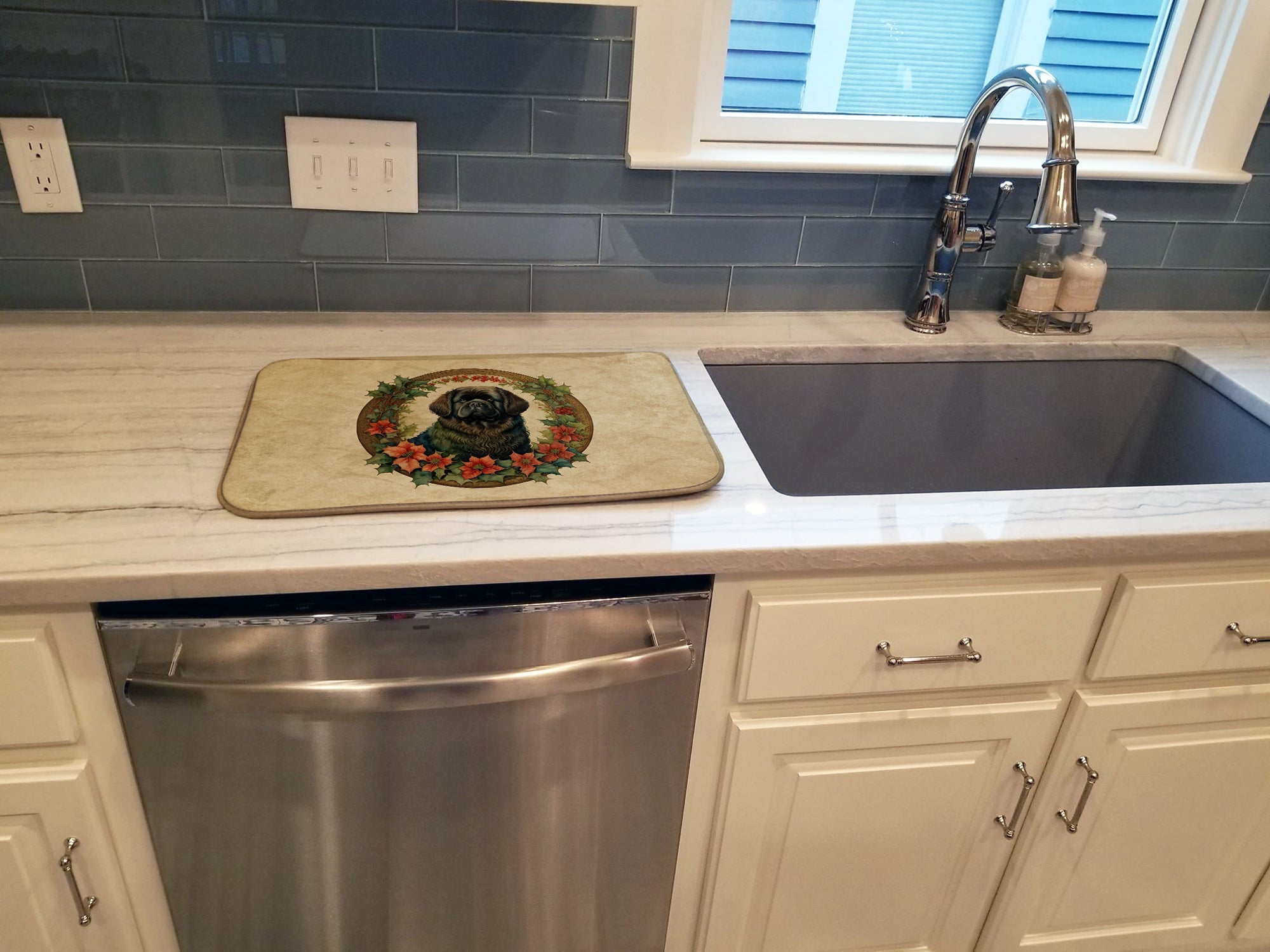 Newfoundland Christmas Flowers Dish Drying Mat Absorbent Dish Drying Mat Pad for Kitchen Counter Dish Drainer Mat for Countertop, 14 x 21", Multicolor