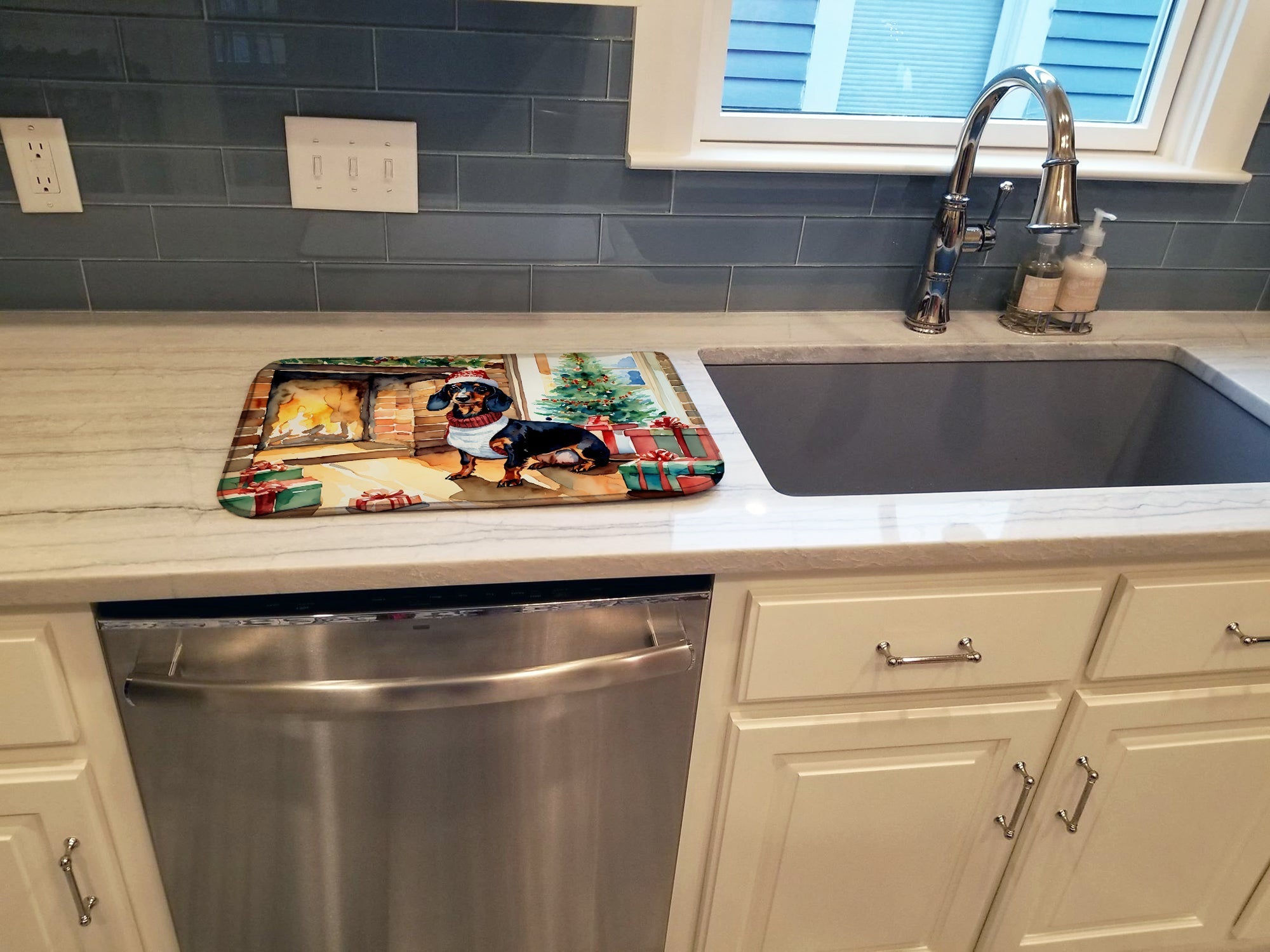 Dachshund Cozy Christmas Dish Drying Mat Absorbent Dish Drying Mat Pad for Kitchen Counter Dish Drainer Mat for Countertop, 14 x 21", Multicolor