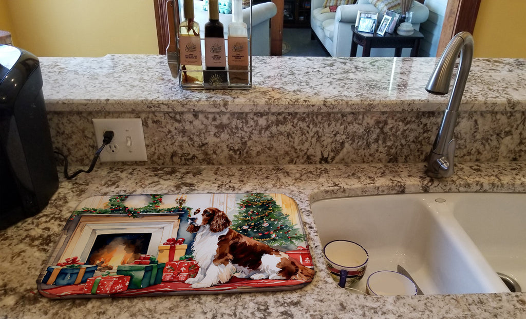 Welsh Springer Spaniel Cozy Christmas Dish Drying Mat Absorbent Dish Drying Mat Pad for Kitchen Counter Dish Drainer Mat for Countertop, 14 x 21", Multicolor