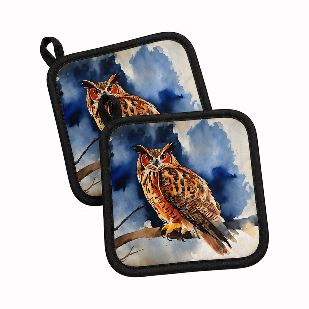 Eurasian Eagle Owl Perched Branch Pot Holder Set of 2 Heat Resistant Quilted Hot Pads 7.5 x 7.5 Inch, Insulated Kitchen Trivets for Cooking & Baking