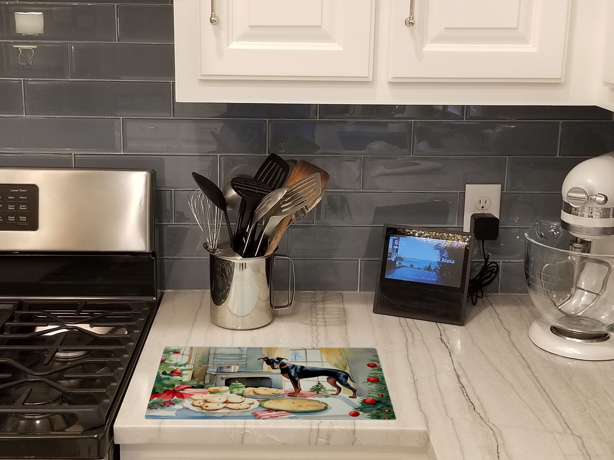 Doberman Pinscher Christmas Cookies Cutting Board Tempered Glass Kitchen Cutting Surface, Heat Resistant Chopping, Non-Slip Feet, Food Prep & Serving