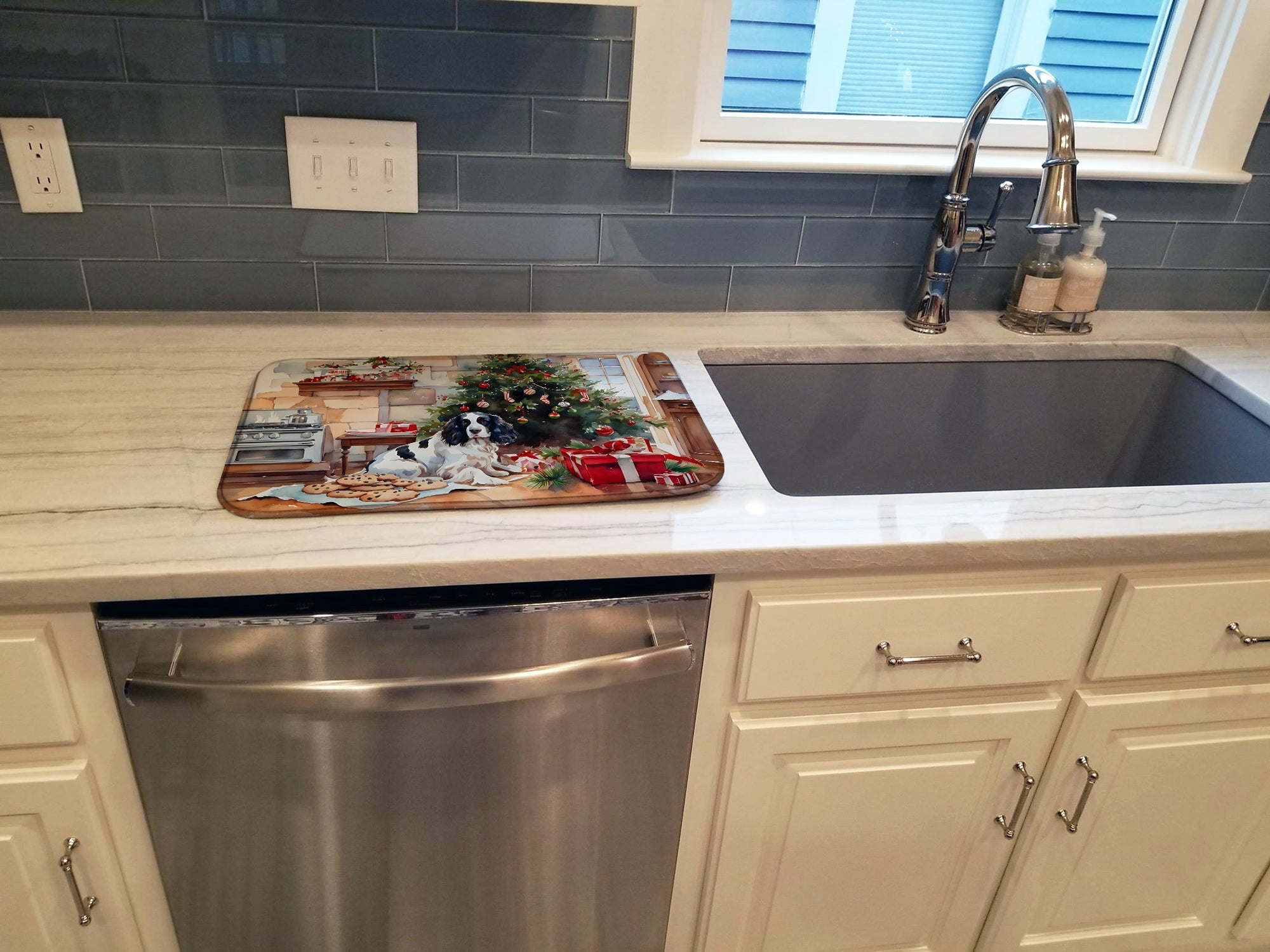 English Springer Spaniel Christmas Cookies Dish Drying Mat Absorbent Dish Drying Mat Pad for Kitchen Counter Dish Drainer Mat for Countertop, 14 x 21", Multicolor