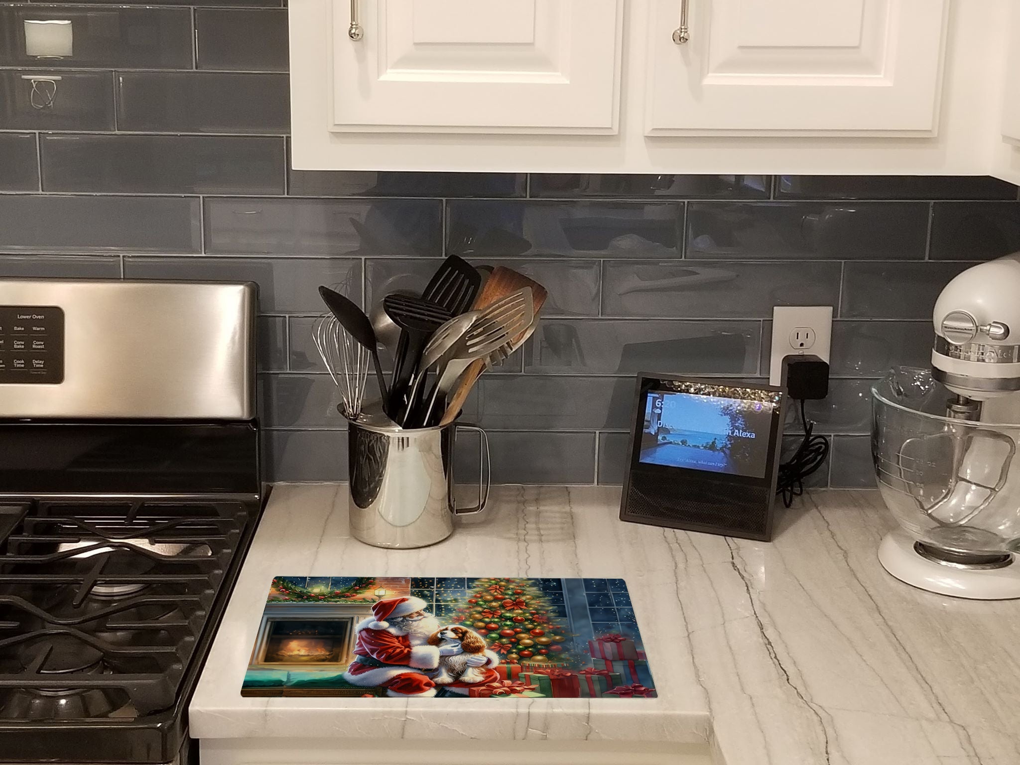 Cavalier Spaniel and Santa Claus Cutting Board Tempered Glass Kitchen Cutting Surface, Heat Resistant Chopping, Non-Slip Feet, Food Prep & Serving