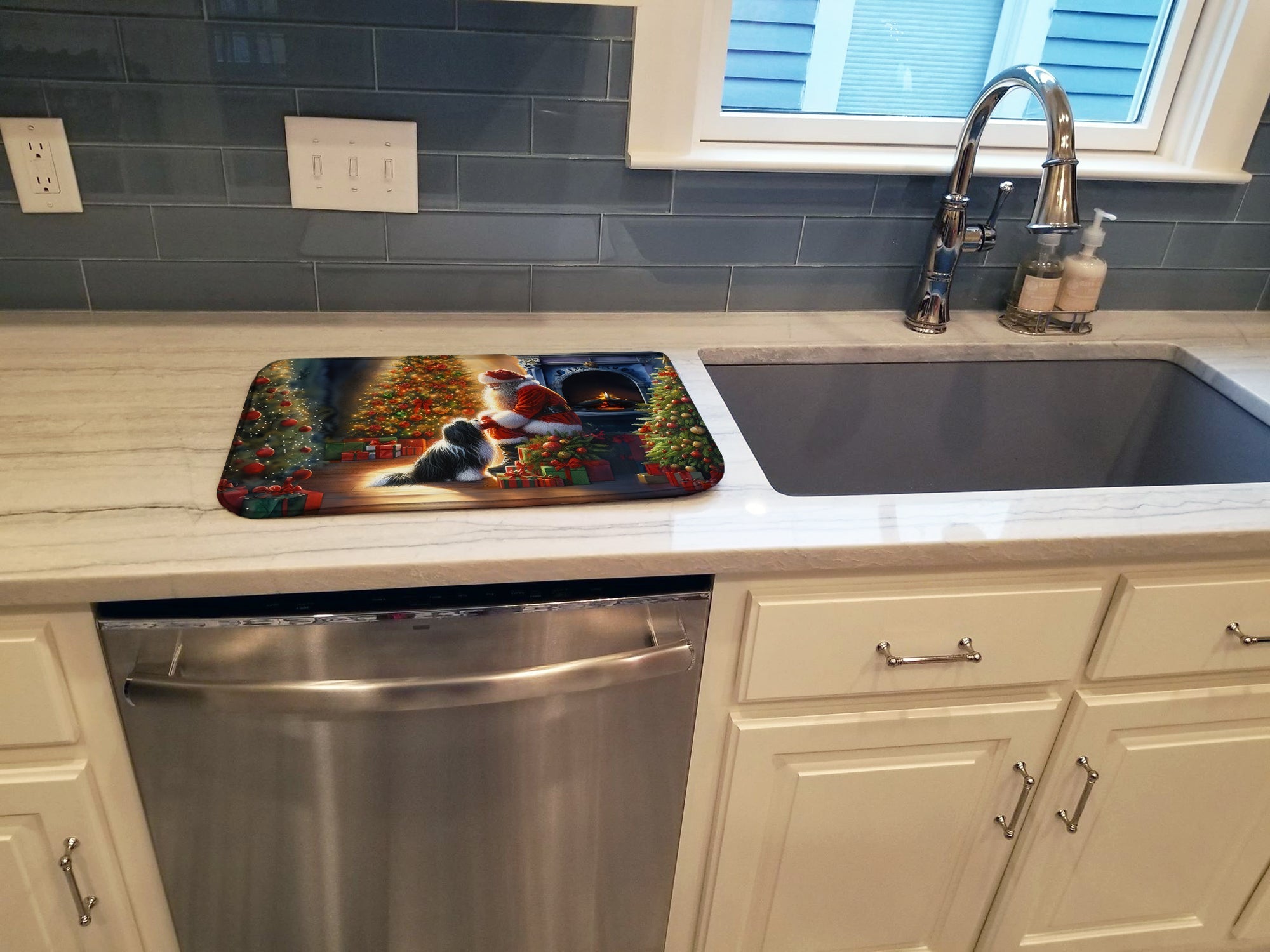 Tibetan Terrier and Santa Claus Dish Drying Mat Absorbent Dish Drying Mat Pad for Kitchen Counter Dish Drainer Mat for Countertop, 14 x 21", Multicolor