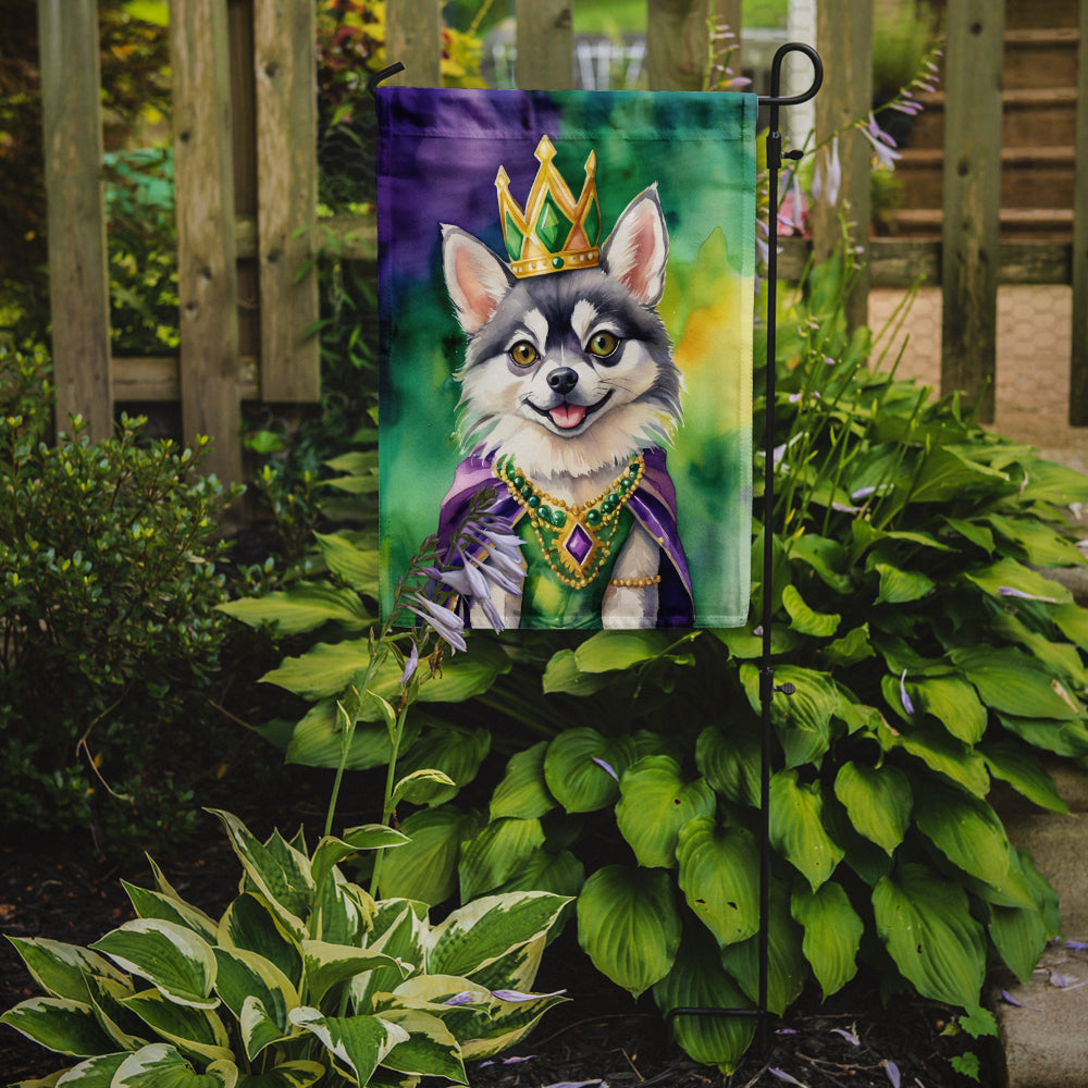 Alaskan Klee Kai King of Mardi Gras Garden Flag Mailbox Decorative Yard Banner Outside Patio Artwork for Flower Beds, Garden Size, Multicolor