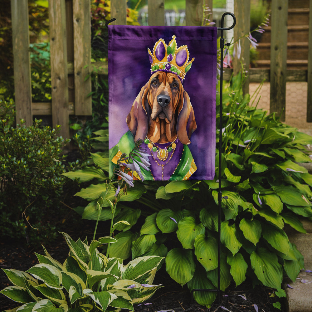 Bloodhound King of Mardi Gras Garden Flag Mailbox Decorative Yard Banner Outside Patio Artwork for Flower Beds, Garden Size, Multicolor