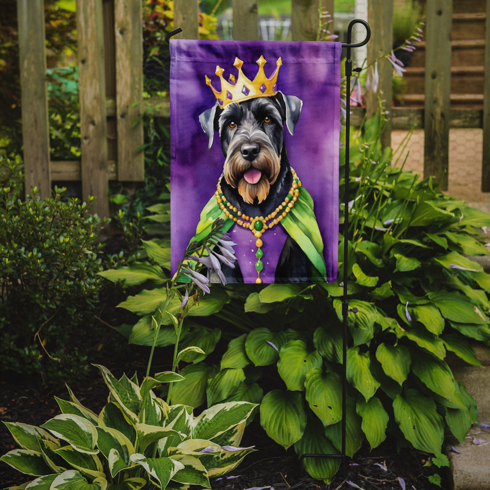 Giant Schnauzer King of Mardi Gras Garden Flag Mailbox Decorative Yard Banner Outside Patio Artwork for Flower Beds, Garden Size, Multicolor