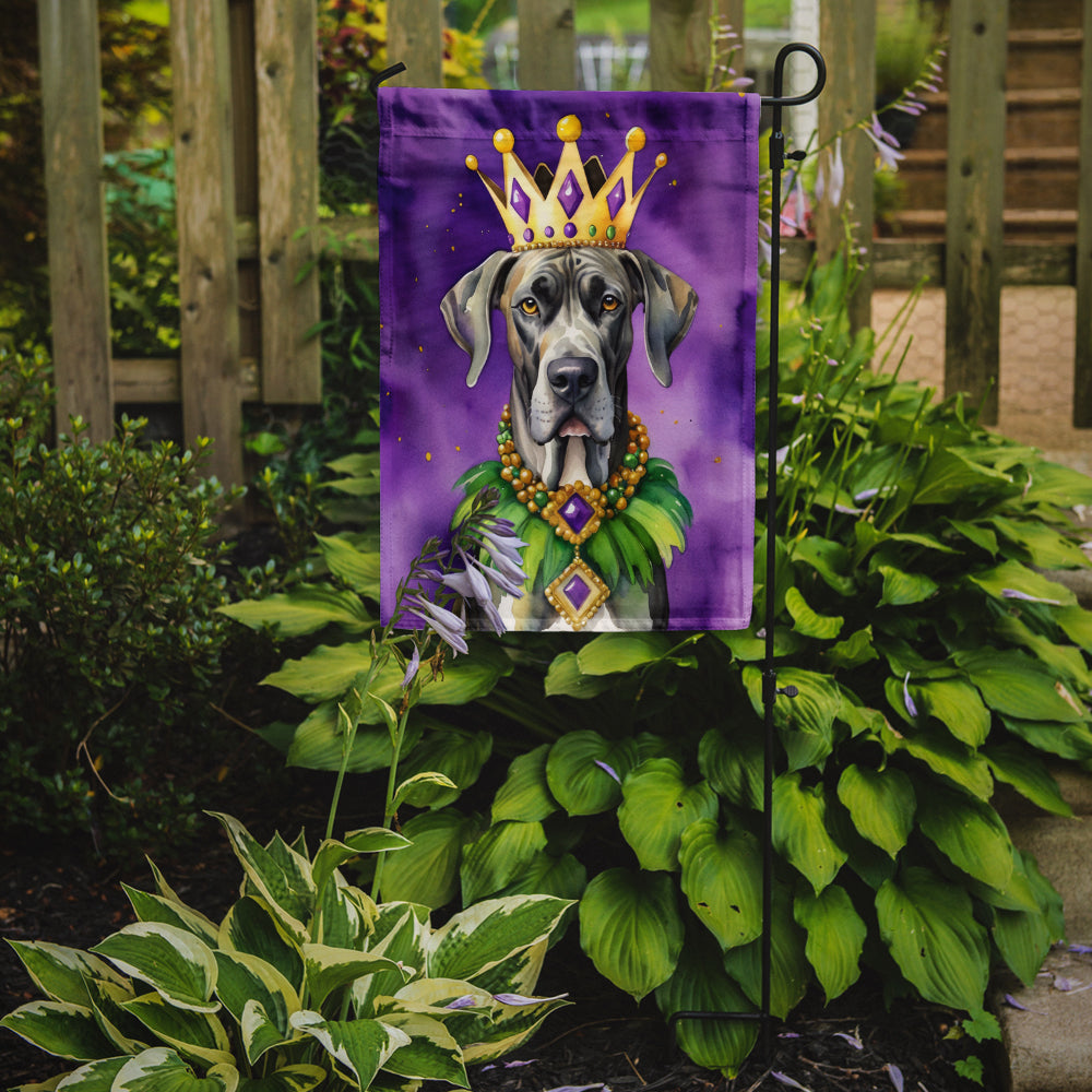 Great Dane King of Mardi Gras Garden Flag Mailbox Decorative Yard Banner Outside Patio Artwork for Flower Beds, Garden Size, Multicolor