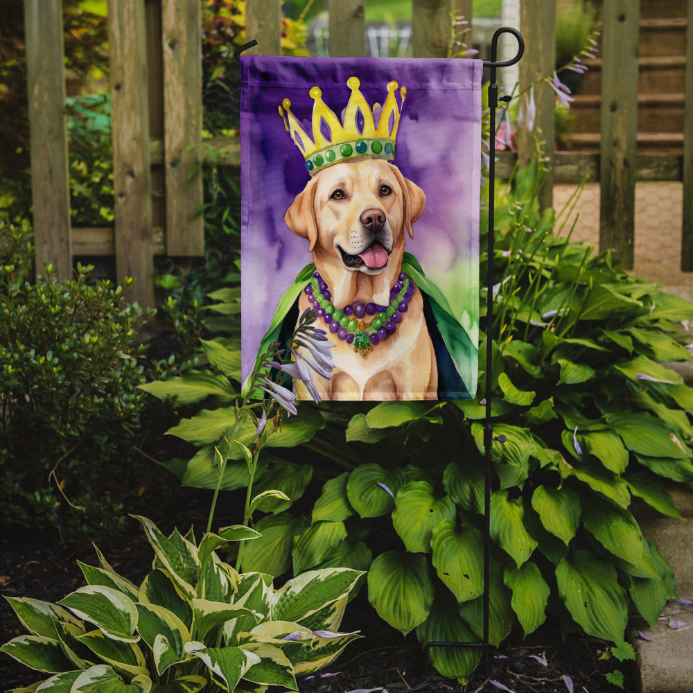 Labrador Retriever King of Mardi Gras Garden Flag Mailbox Decorative Yard Banner Outside Patio Artwork for Flower Beds, Garden Size, Multicolor