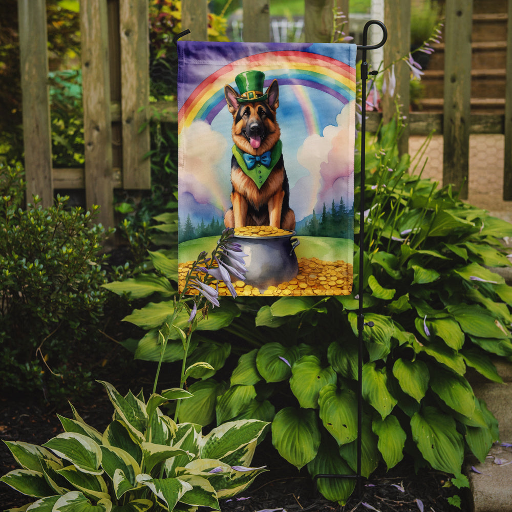 German Shepherd St Patrick's Day Garden Flag Mailbox Decorative Yard Banner Outside Patio Artwork for Flower Beds, Garden Size, Multicolor