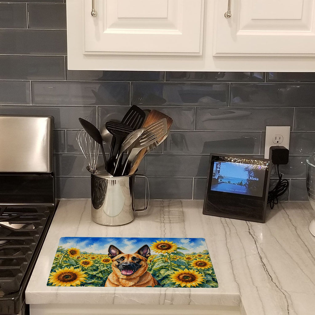 Belgian Malinois in Sunflowers Cutting Board Tempered Glass Kitchen Cutting Surface, Heat Resistant Chopping Board with Non-Slip Feet, Decorative Food Prep & Serving