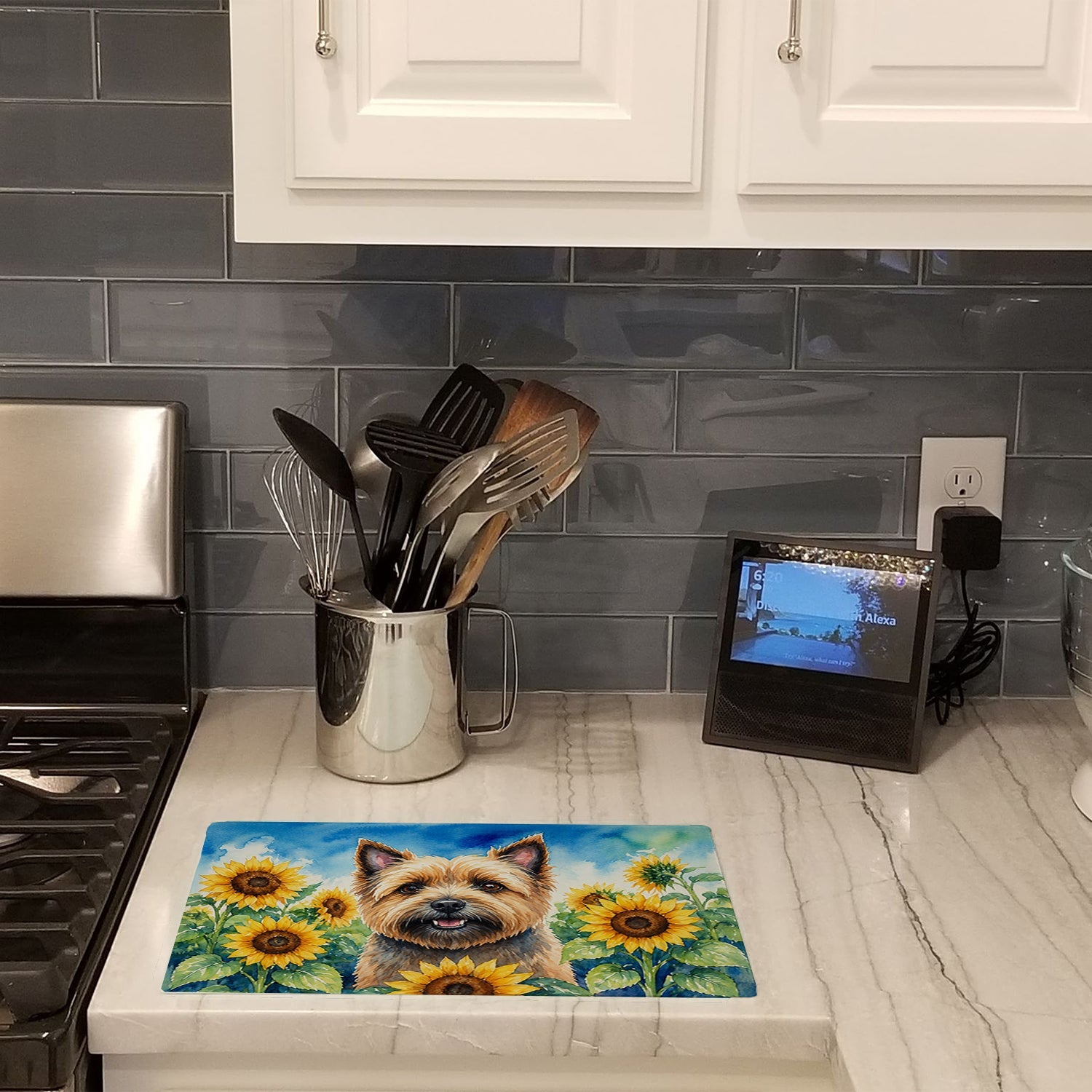 Cairn Terrier in Sunflowers Cutting Board Tempered Glass Kitchen Cutting Surface, Heat Resistant Chopping Board with Non-Slip Feet, Decorative Food Prep & Serving