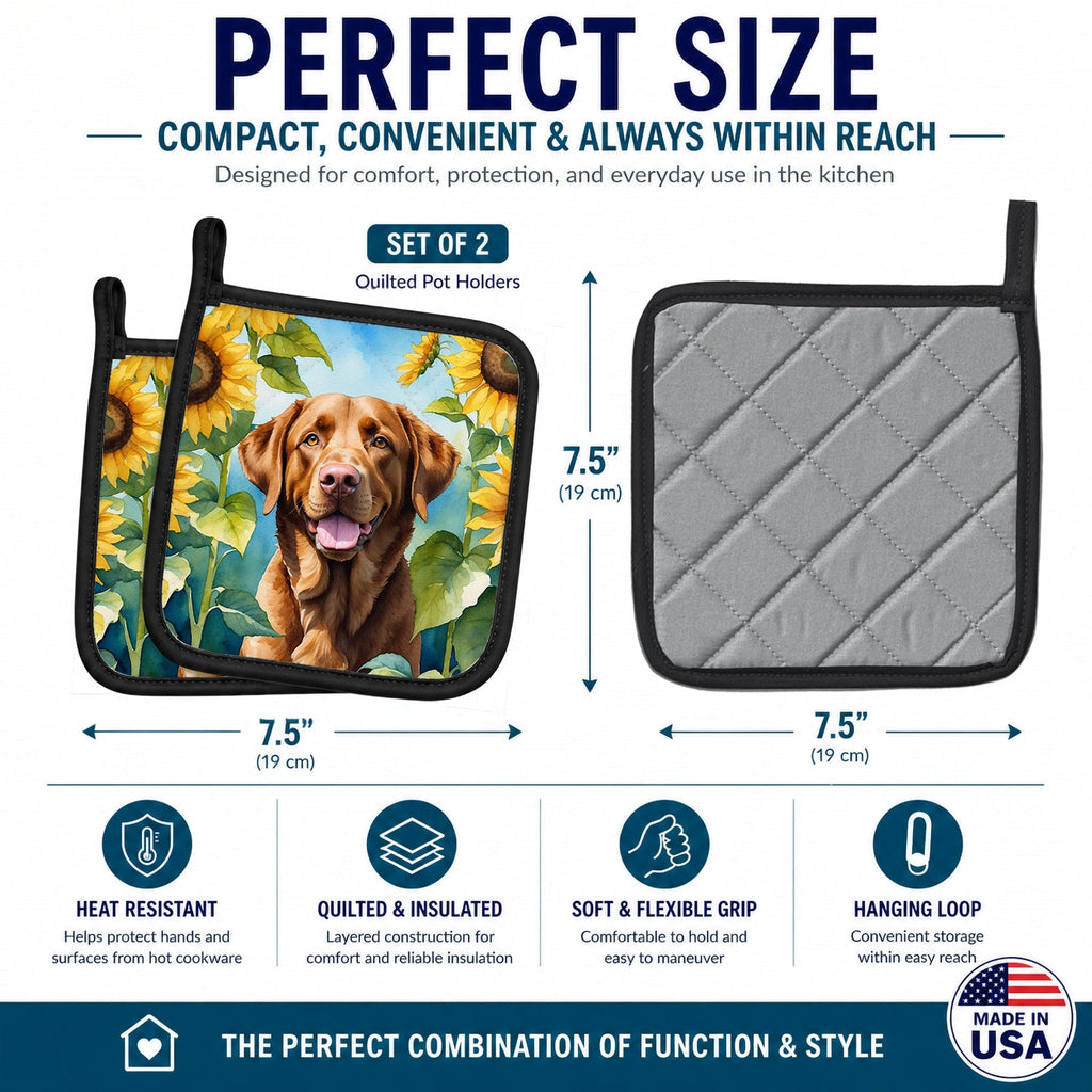Chesapeake Bay Retriever in Sunflowers Pot Holder Set of 2 Heat Resistant Quilted Hot Pads 7.5 x 7.5 Inch, Insulated Kitchen Trivets for Cooking & Baking