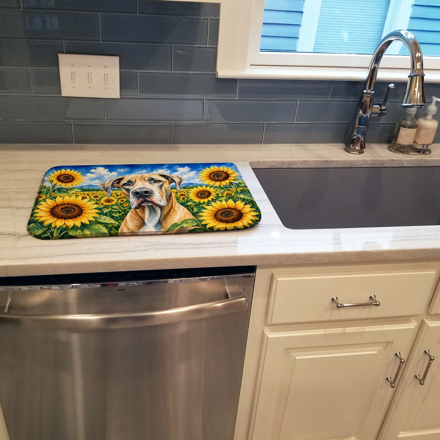 Great Dane in Sunflowers Dish Drying Mat Absorbent Dish Drying Mat Pad for Kitchen Counter Dish Drainer Mat for Countertop, 14 x 21", Multicolor