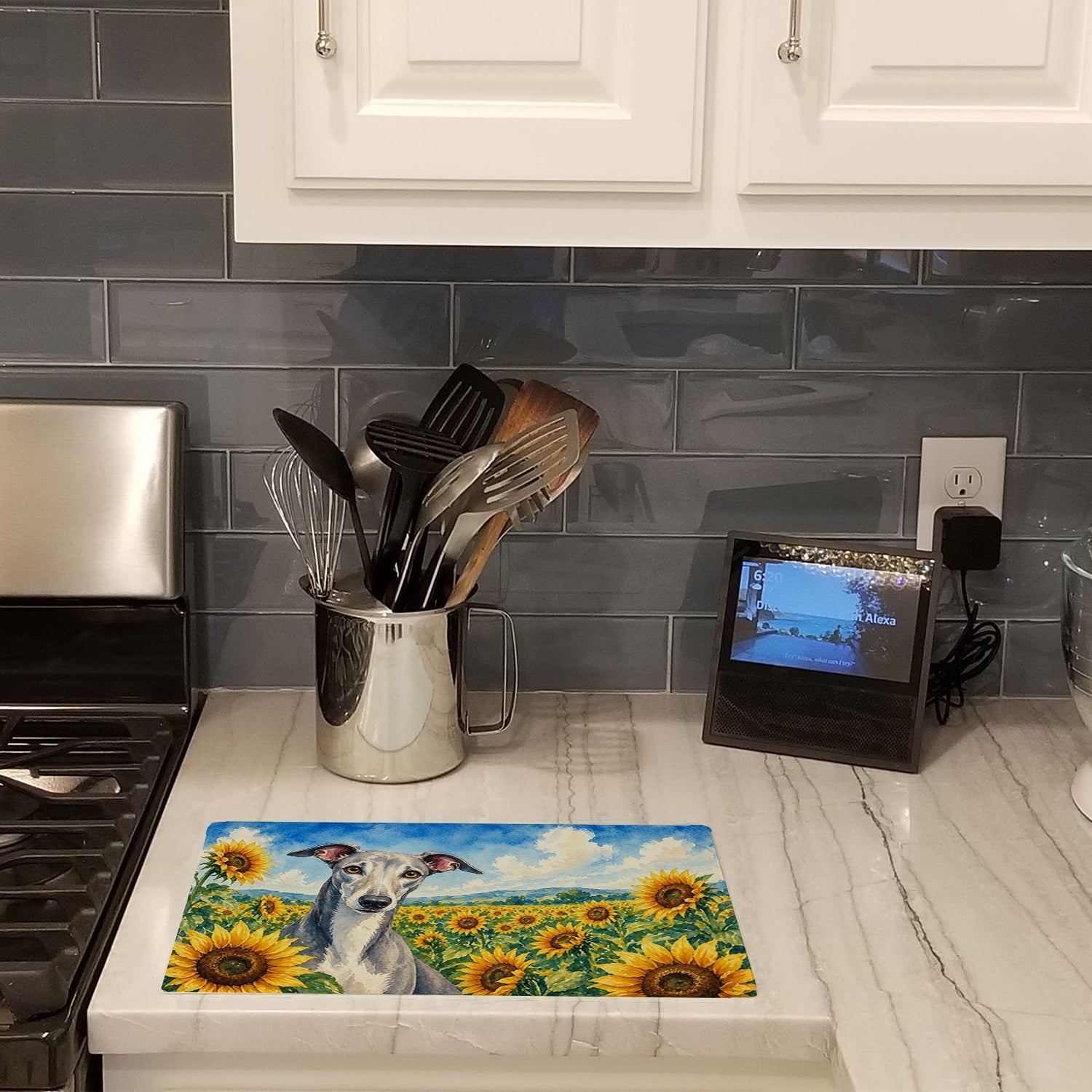 Greyhound in Sunflowers Cutting Board Tempered Glass Kitchen Cutting Surface, Heat Resistant Chopping Board with Non-Slip Feet, Decorative Food Prep & Serving