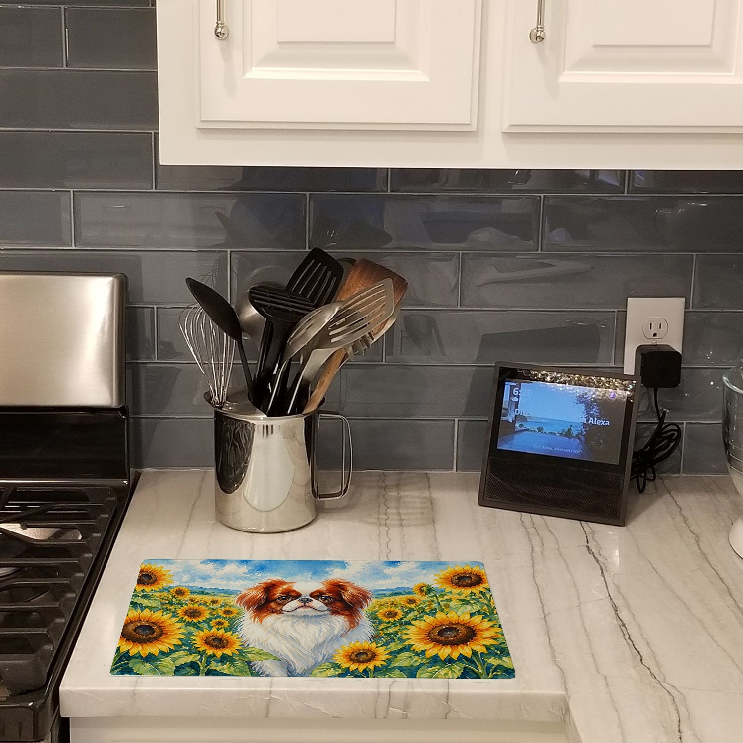 Japanese Chin in Sunflowers Cutting Board Tempered Glass Kitchen Cutting Surface, Heat Resistant Chopping Board with Non-Slip Feet, Decorative Food Prep & Serving