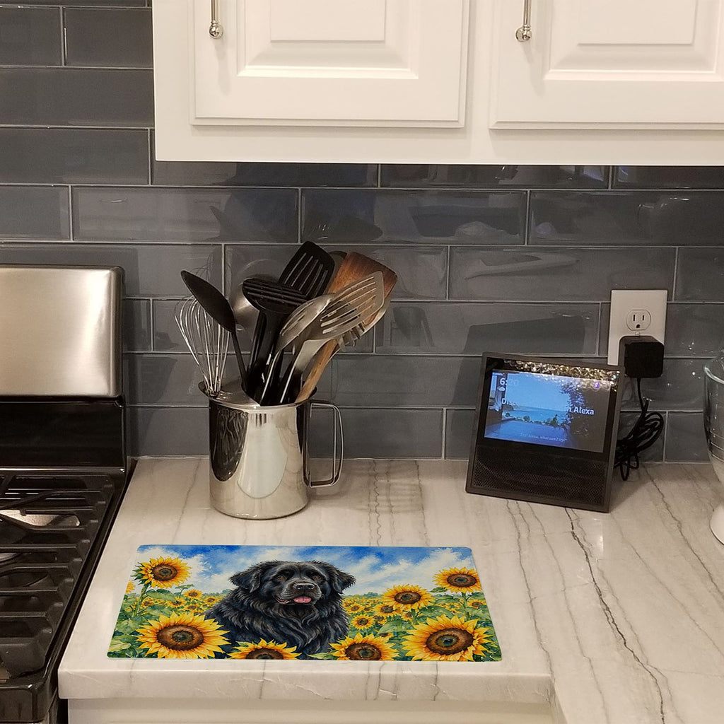 Newfoundland in Sunflowers Cutting Board Tempered Glass Kitchen Cutting Surface, Heat Resistant Chopping Board with Non-Slip Feet, Decorative Food Prep & Serving