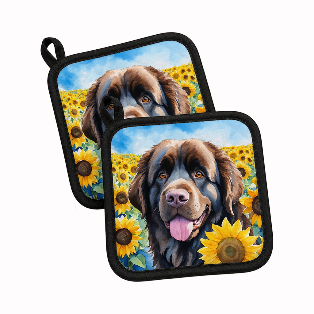 Newfoundland in Sunflowers Pot Holder Set of 2 Heat Resistant Quilted Hot Pads 7.5 x 7.5 Inch, Insulated Kitchen Trivets for Cooking & Baking
