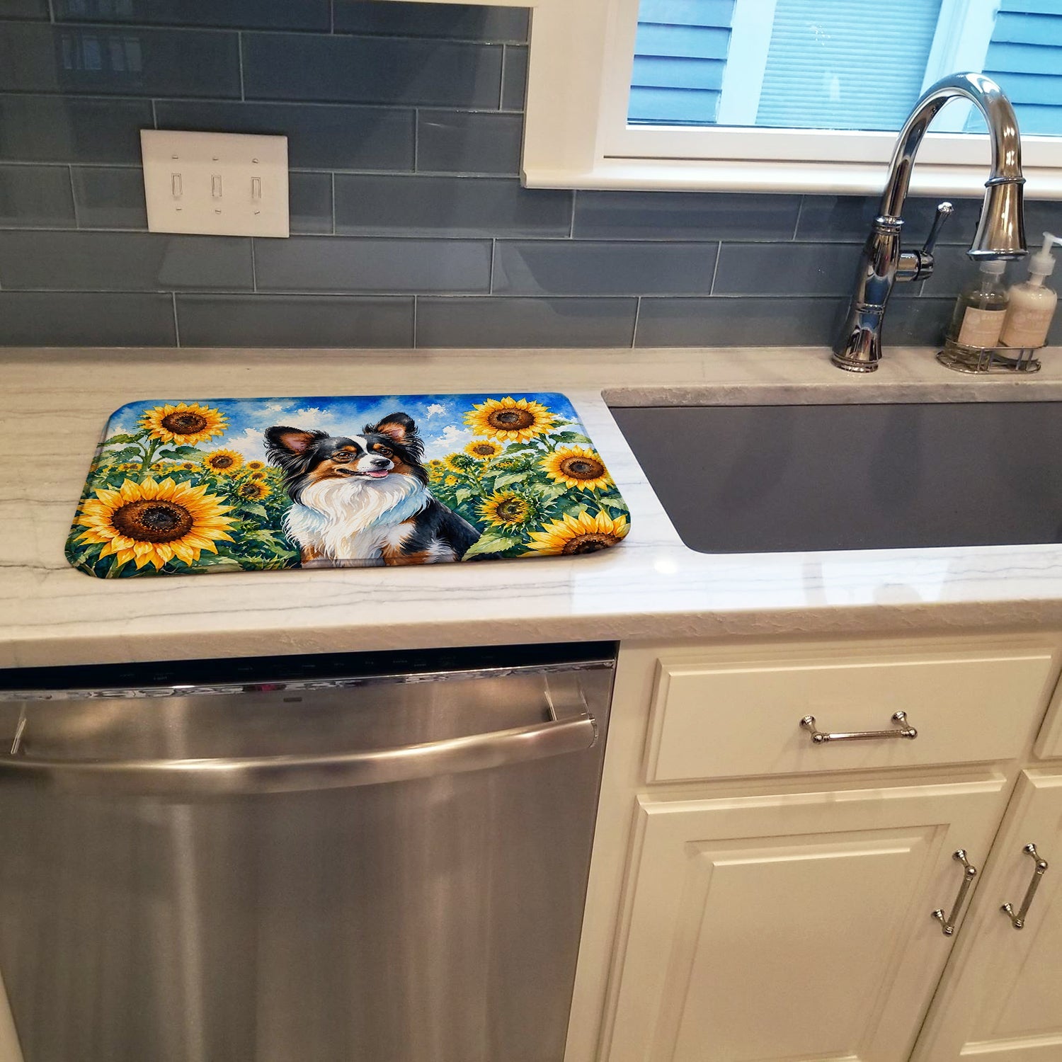 Papillon in Sunflowers Dish Drying Mat Absorbent Dish Drying Mat Pad for Kitchen Counter Dish Drainer Mat for Countertop, 14 x 21", Multicolor